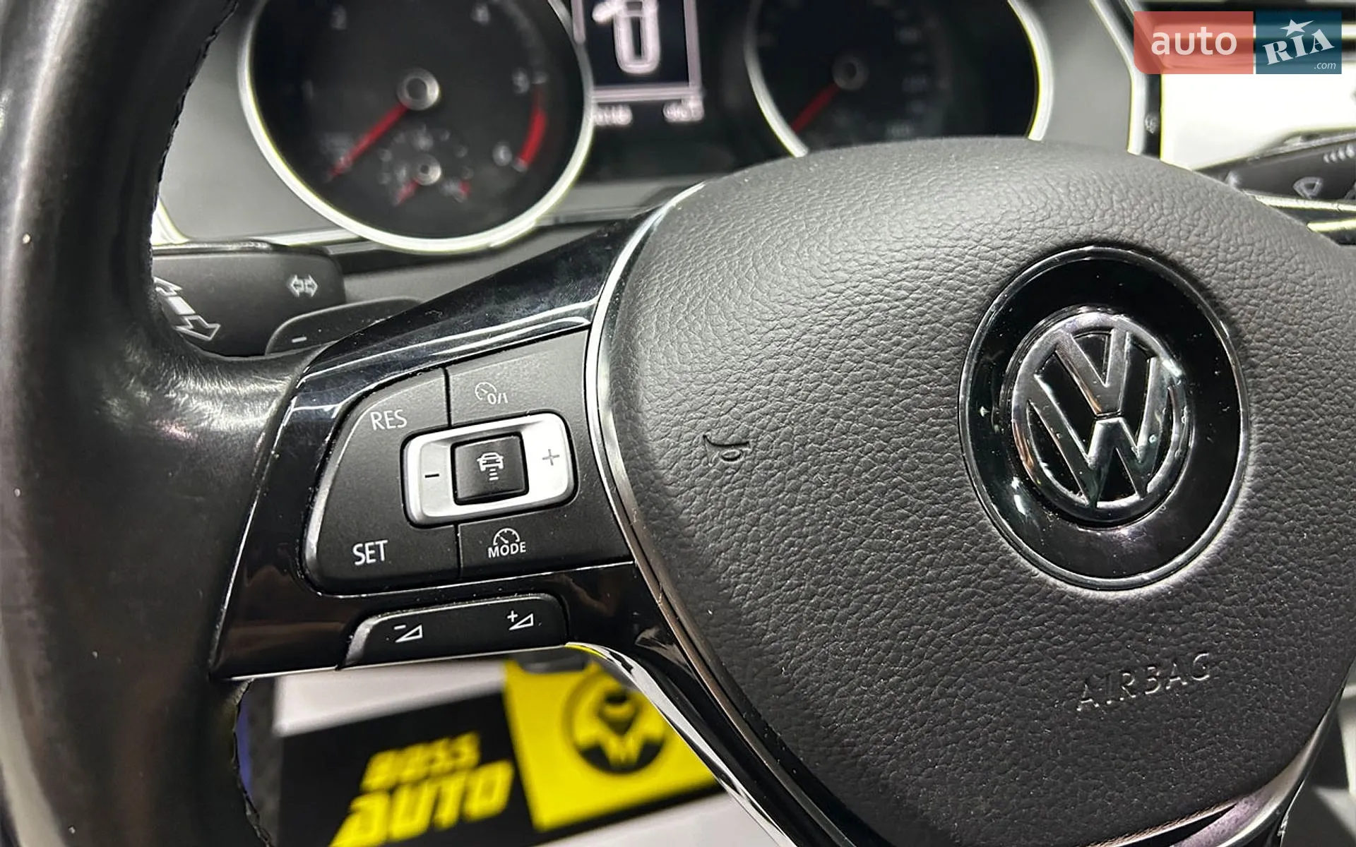 2016 Volkswagen Passat - мініатюра 18