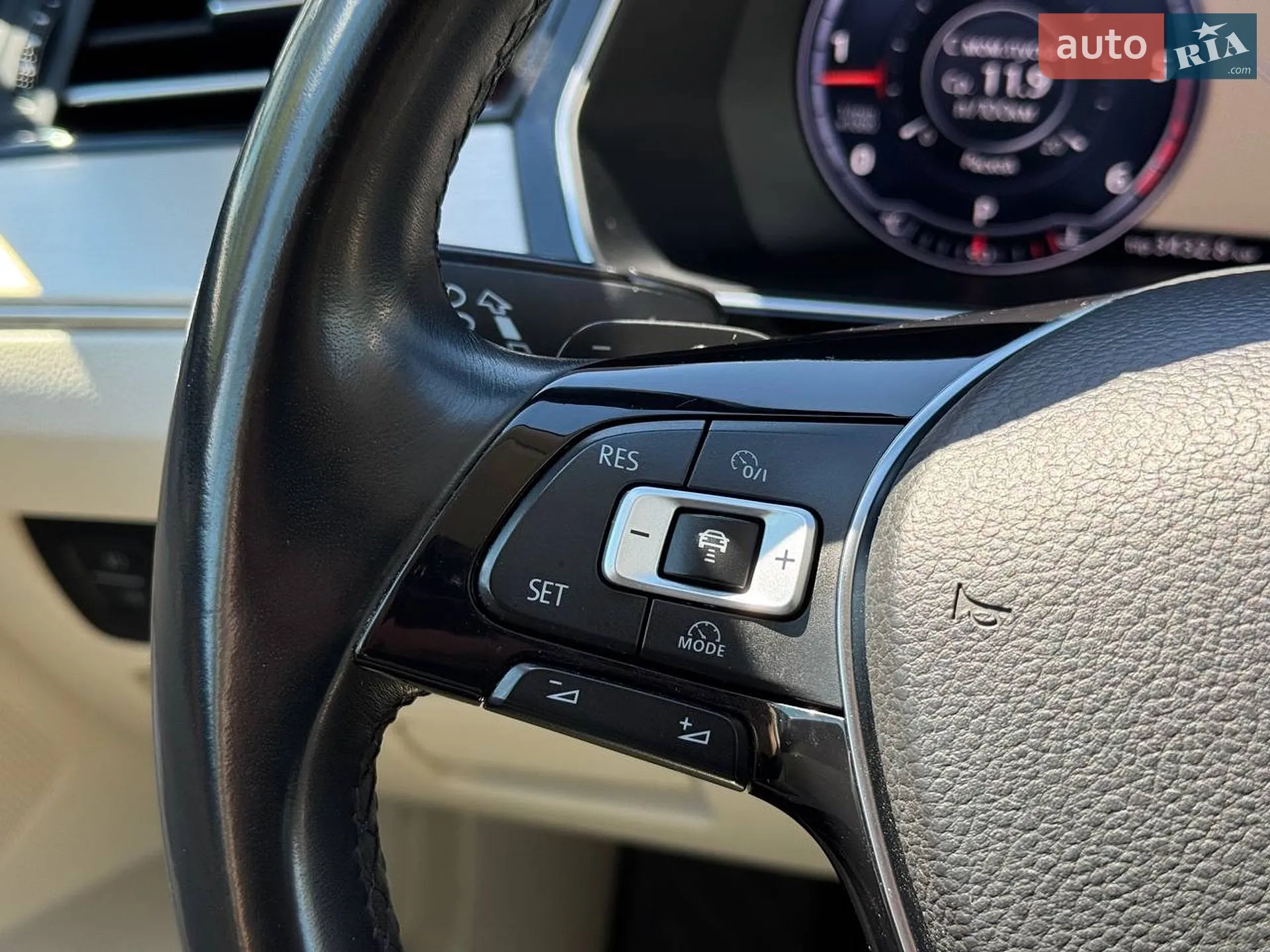 2016 Volkswagen Passat - мініатюра 24