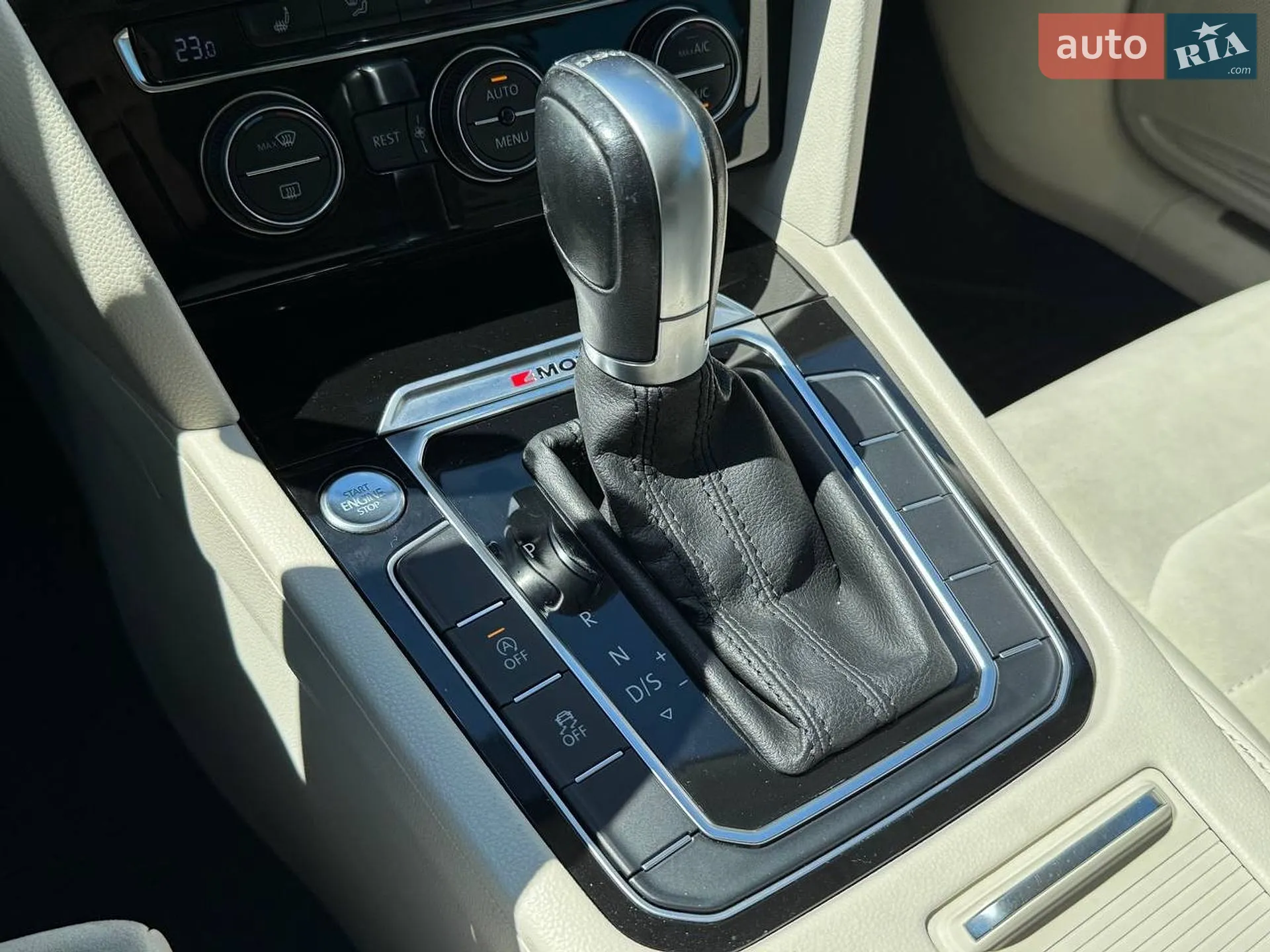 2016 Volkswagen Passat - мініатюра 37