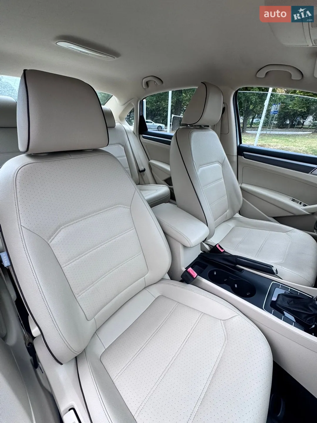 2016 Volkswagen Passat - мініатюра 16