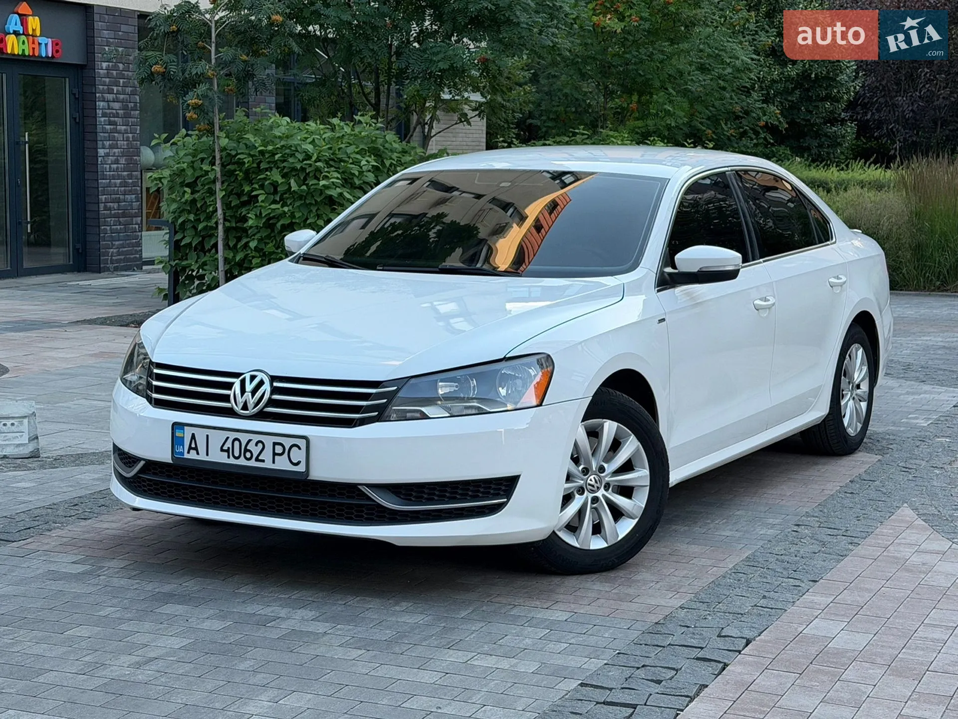 2013 Volkswagen Passat - мініатюра 2