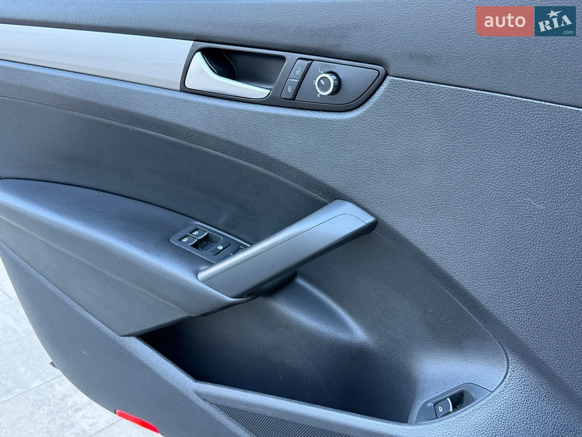 2013 Volkswagen Passat - мініатюра 23