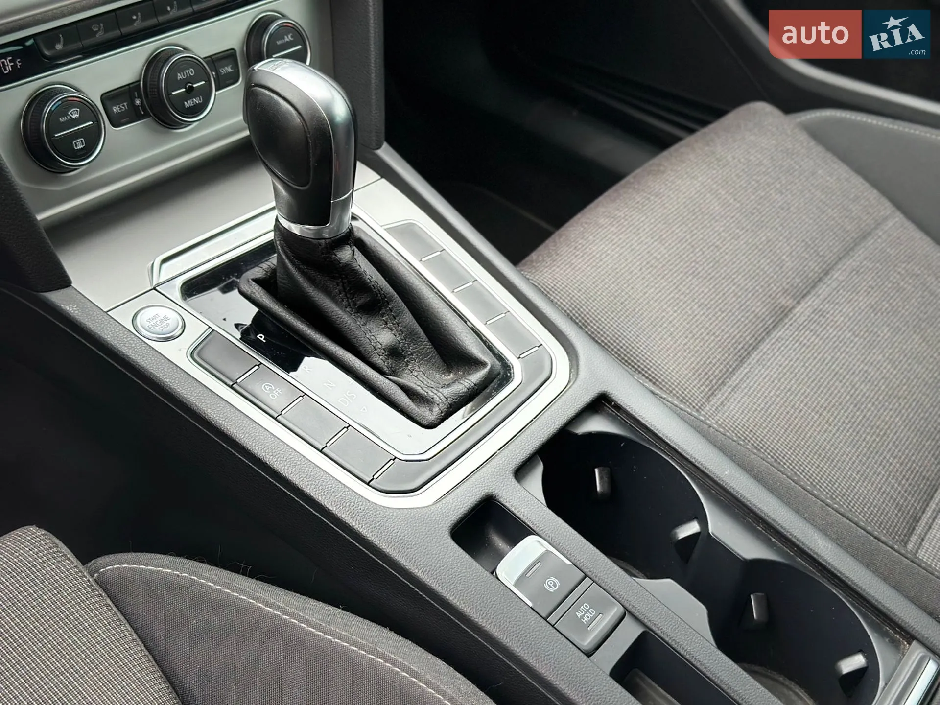 2017 Volkswagen Passat - мініатюра 15