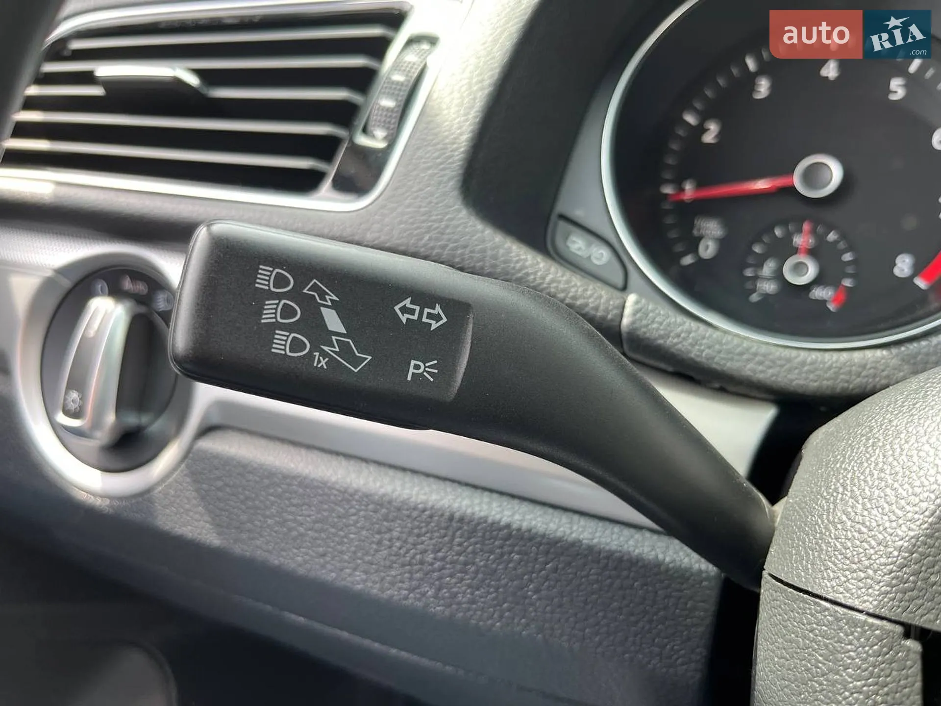 2018 Volkswagen Passat - мініатюра 19