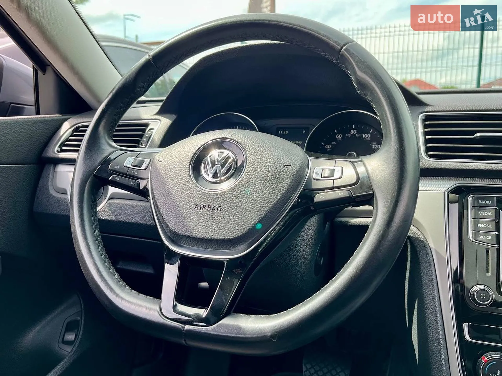 2018 Volkswagen Passat - мініатюра 18