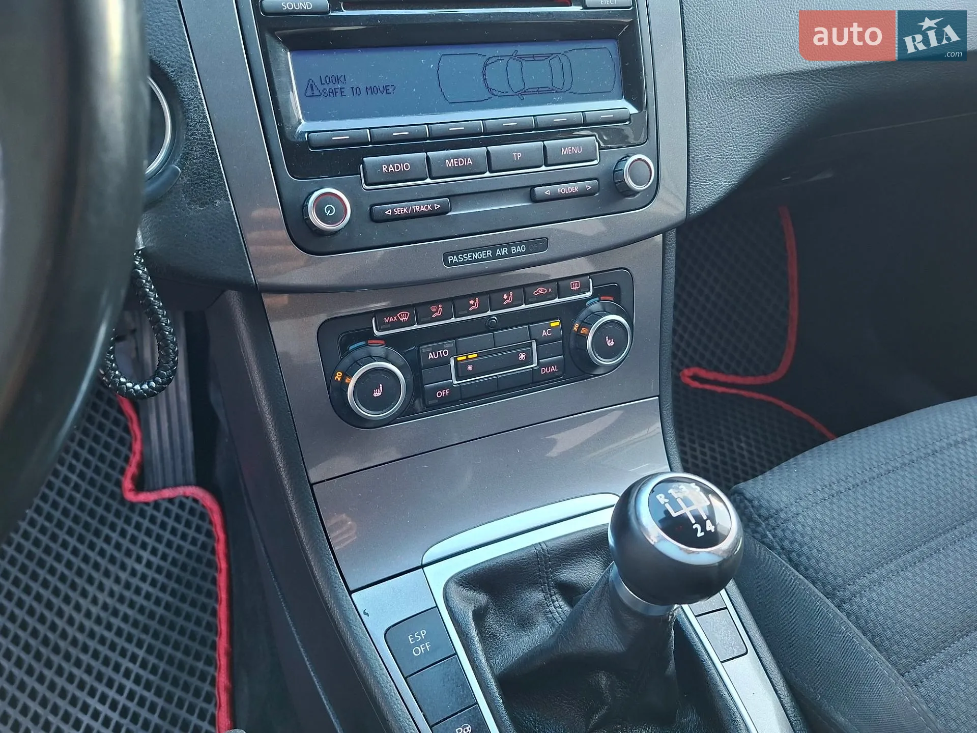 2010 Volkswagen Passat - мініатюра 15