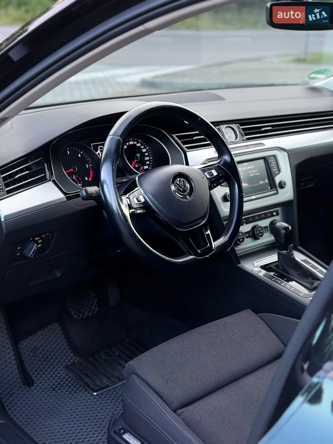 2017 Volkswagen Passat - мініатюра 22
