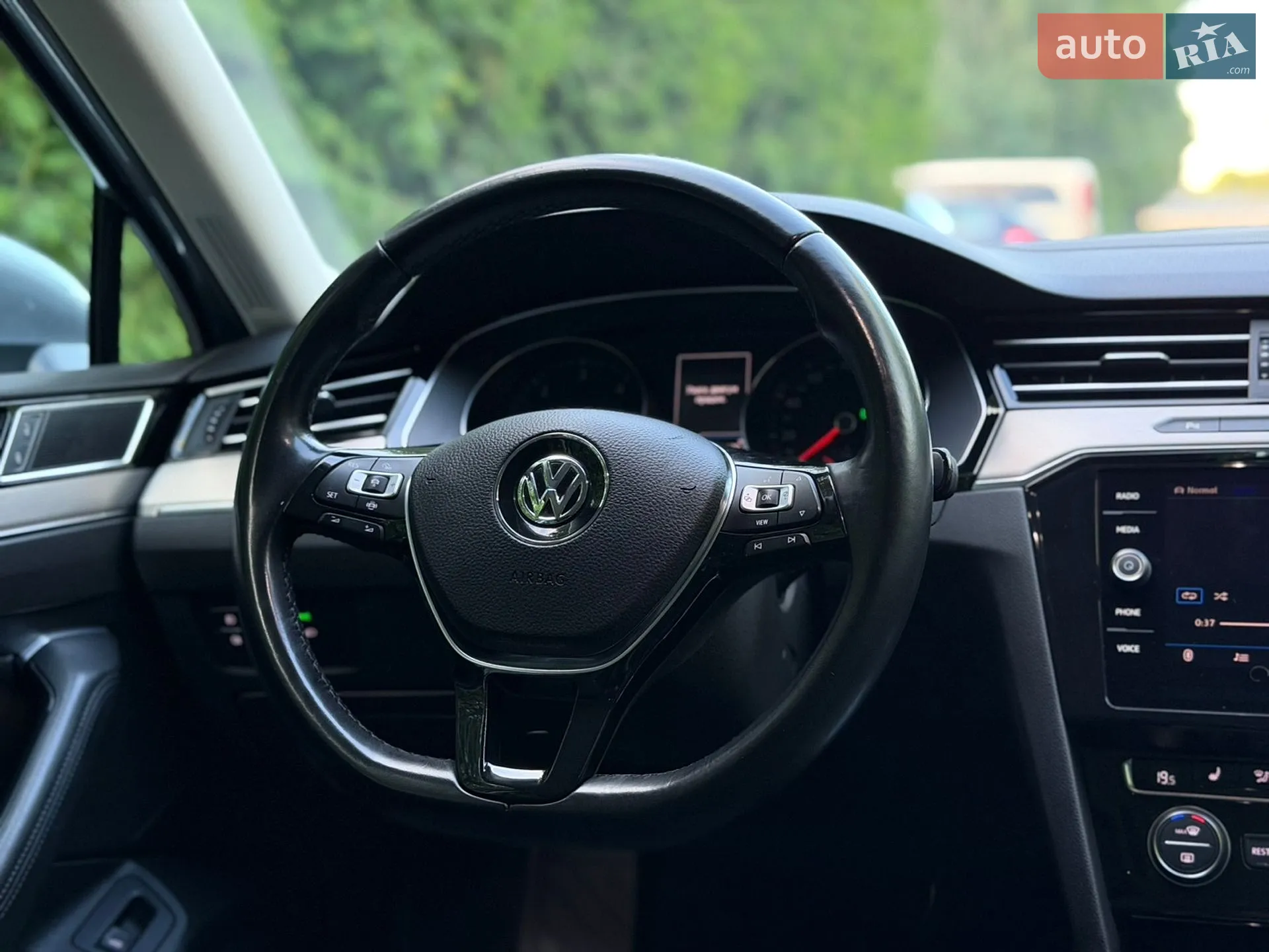 2018 Volkswagen Passat - мініатюра 41