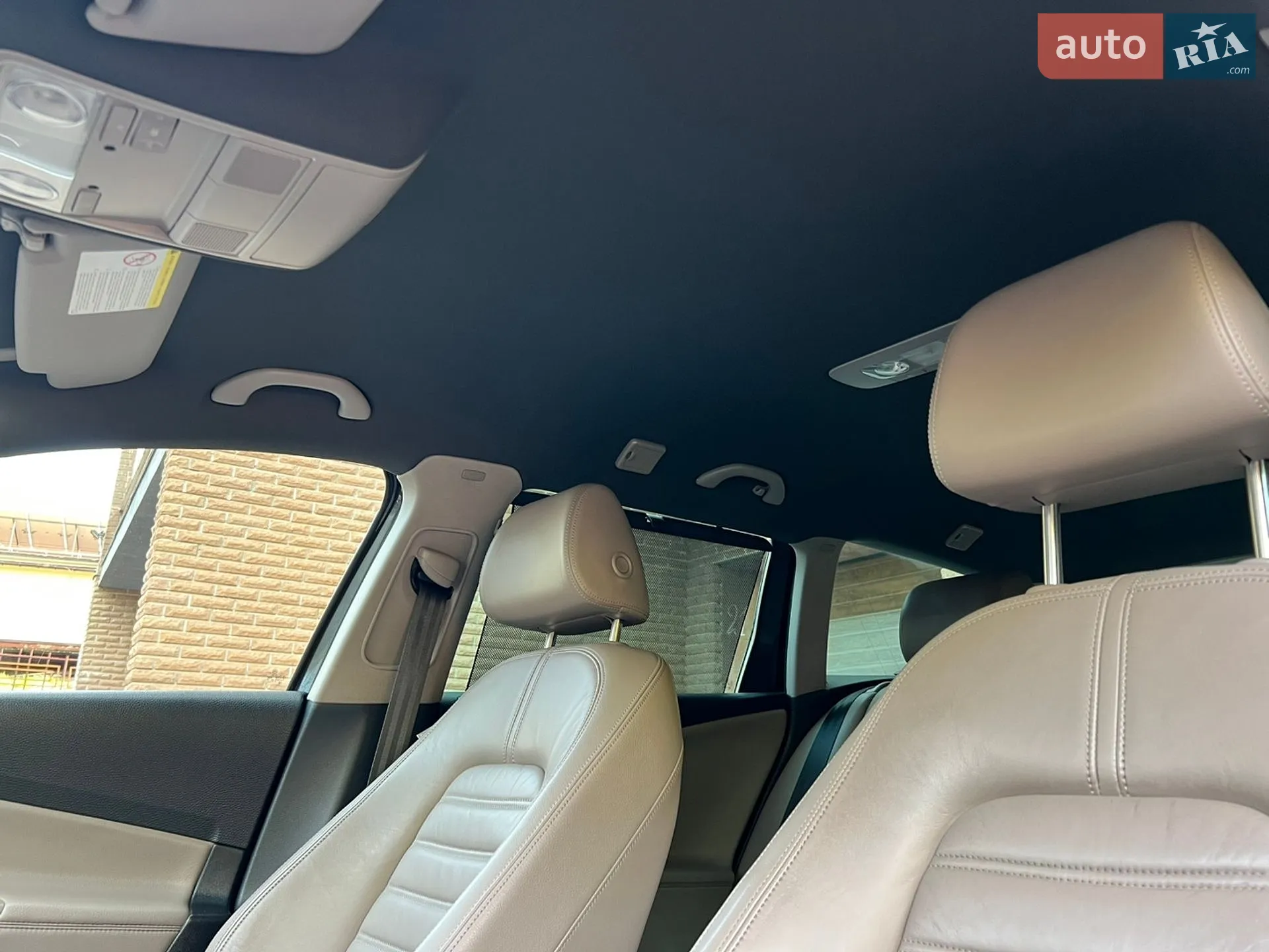 2010 Volkswagen Passat - мініатюра 11