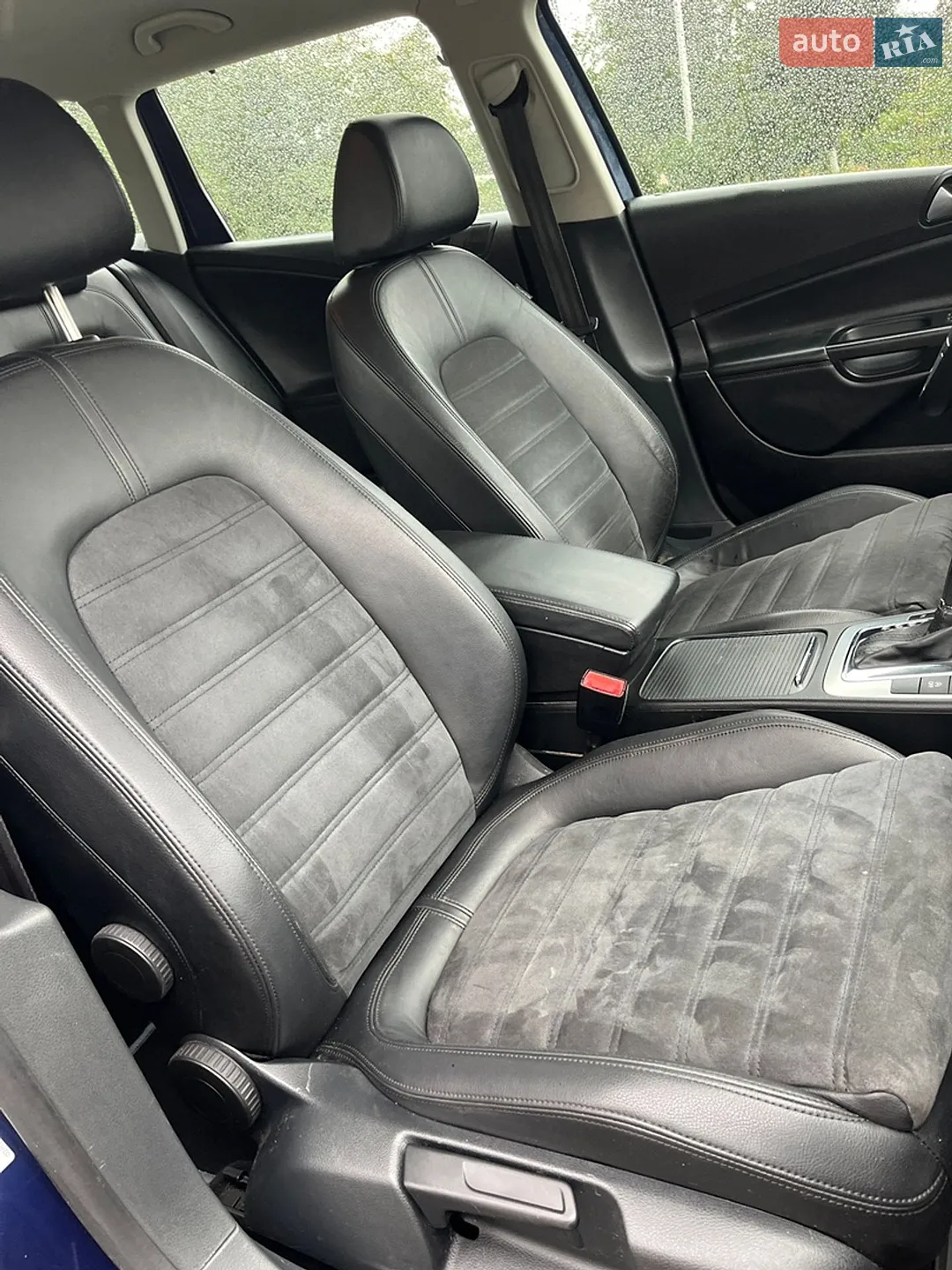 2010 Volkswagen Passat - мініатюра 21
