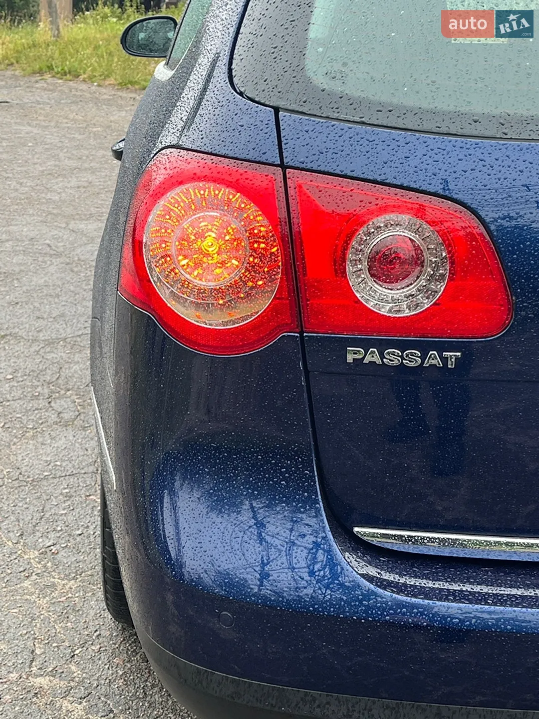 2010 Volkswagen Passat - мініатюра 23