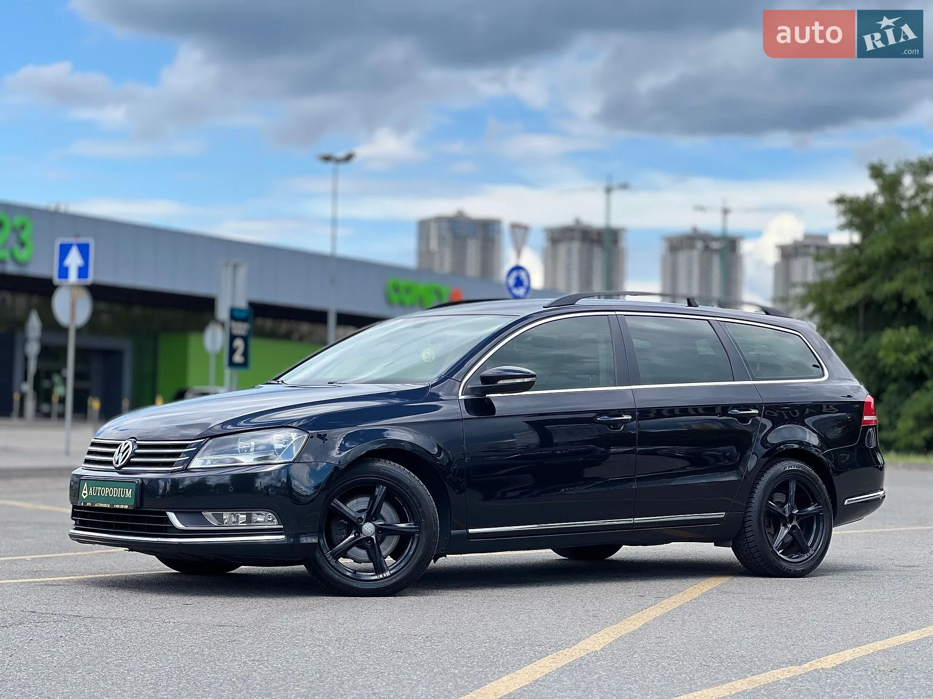 2014 Volkswagen Passat - мініатюра 2