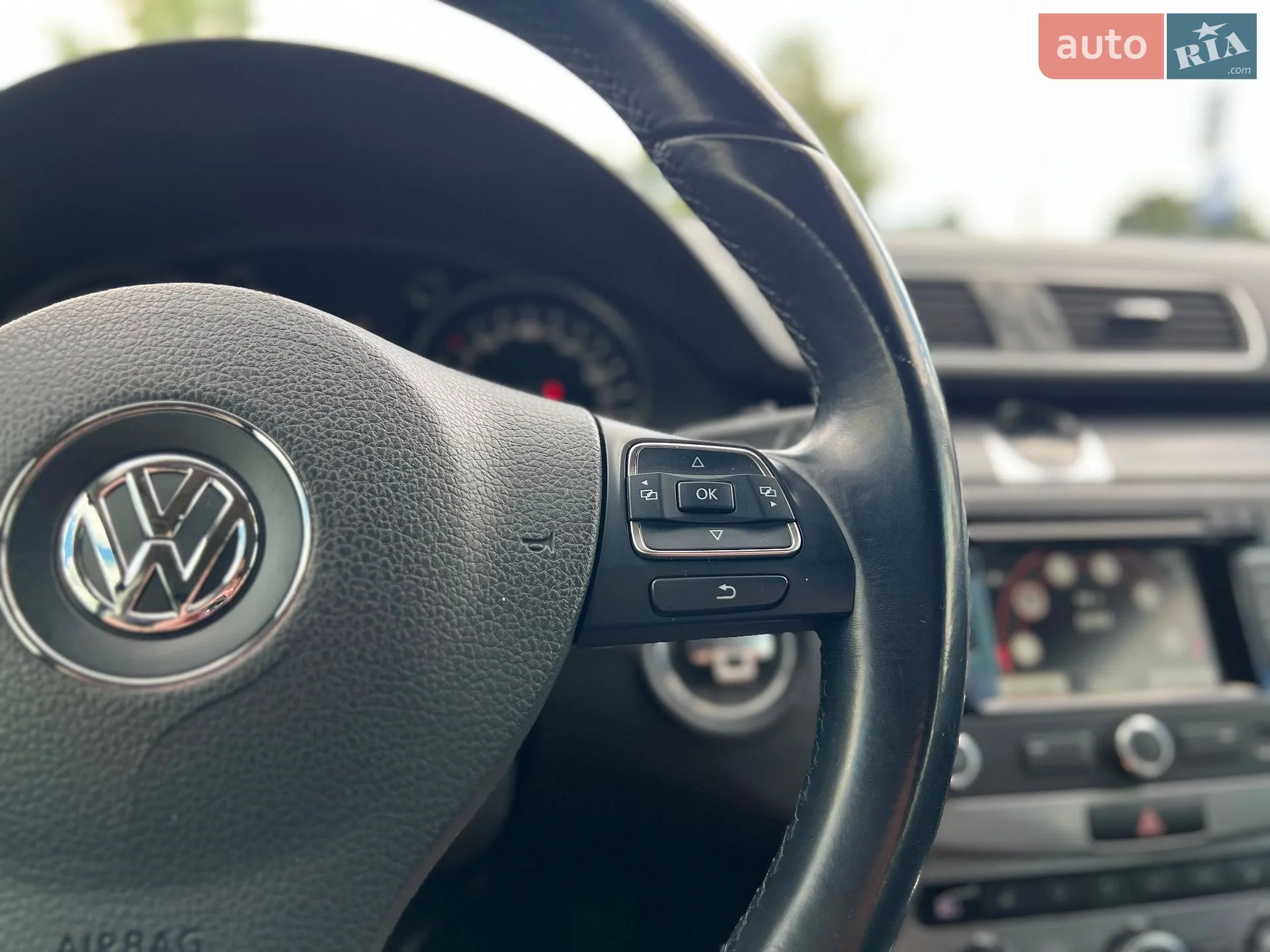 2014 Volkswagen Passat - мініатюра 31