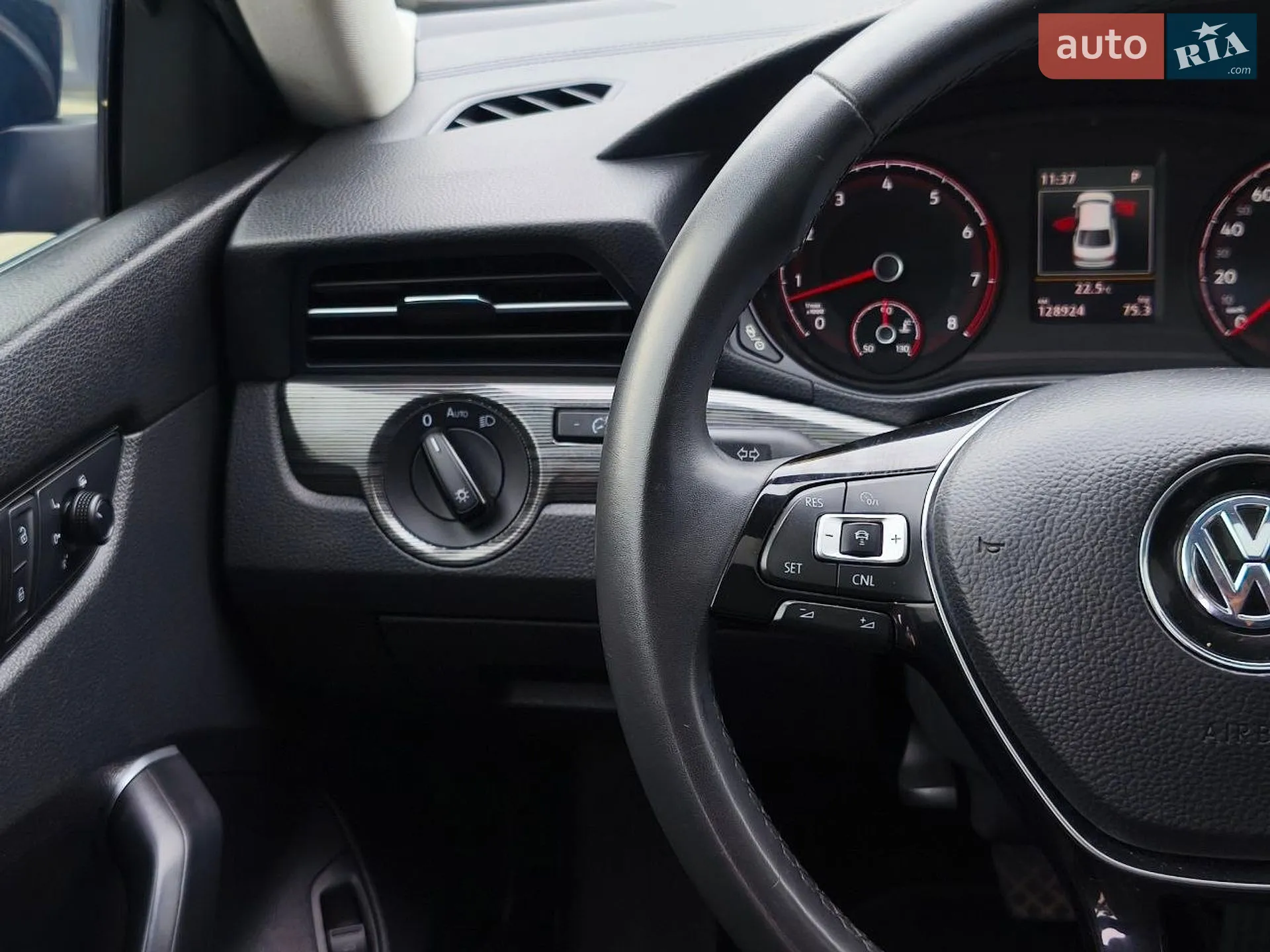 2021 Volkswagen Passat - мініатюра 40