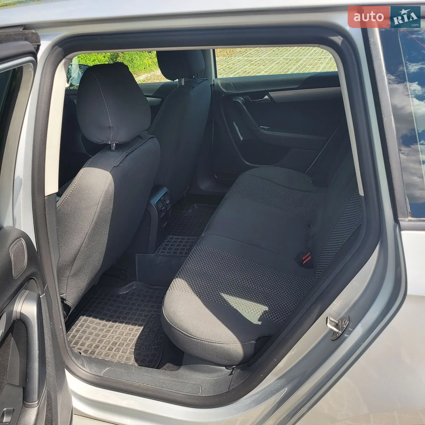 2011 Volkswagen Passat - мініатюра 16