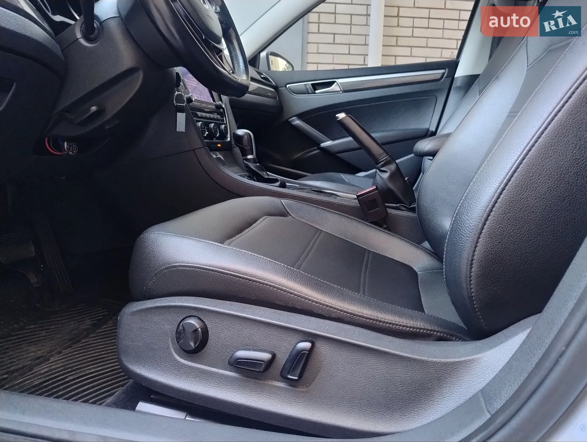 2016 Volkswagen Passat - мініатюра 48