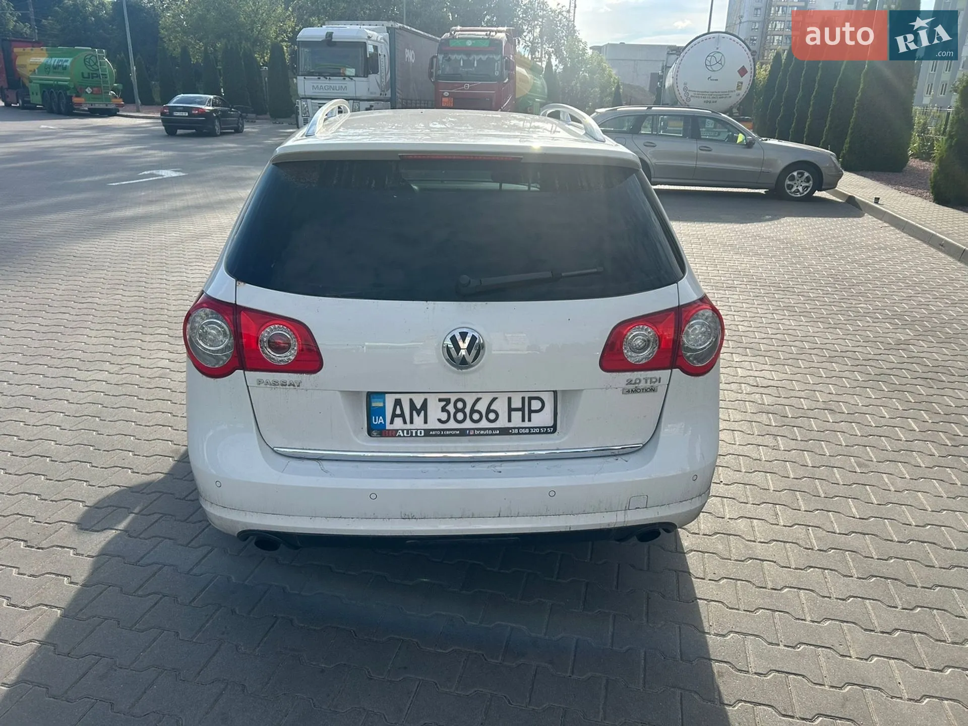 2010 Volkswagen Passat - мініатюра 6