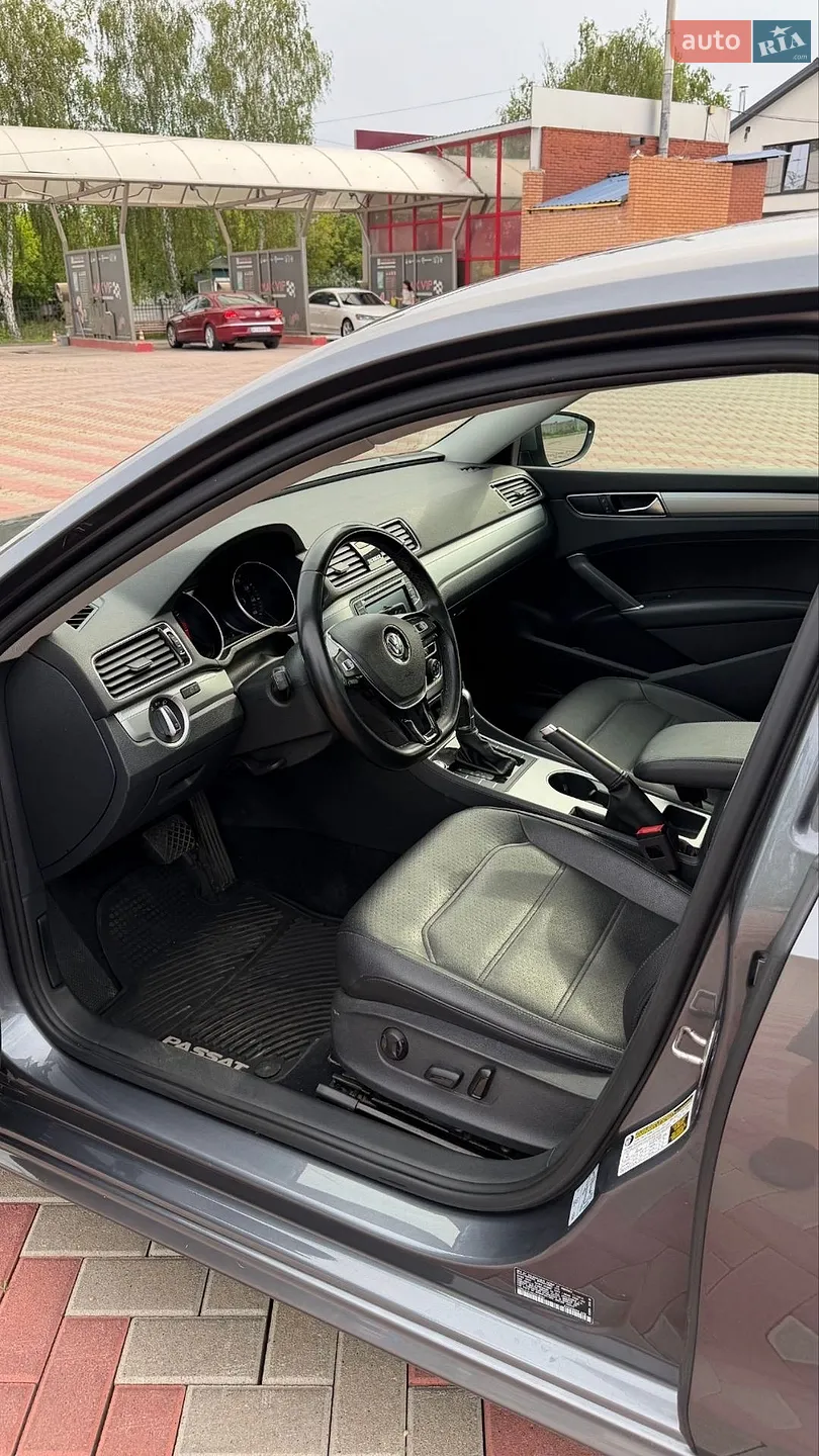 2018 Volkswagen Passat - мініатюра 12