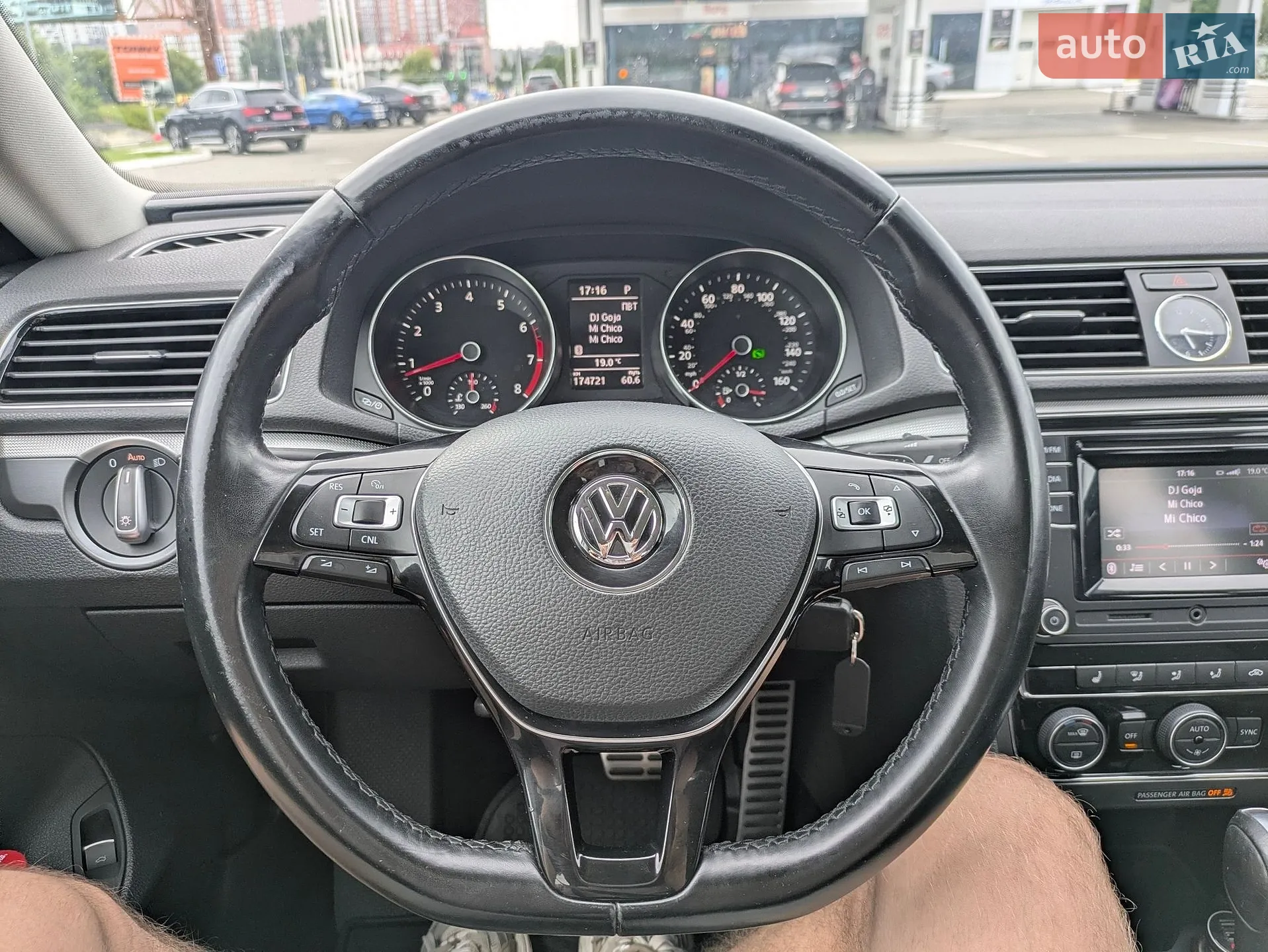 2016 Volkswagen Passat - мініатюра 19
