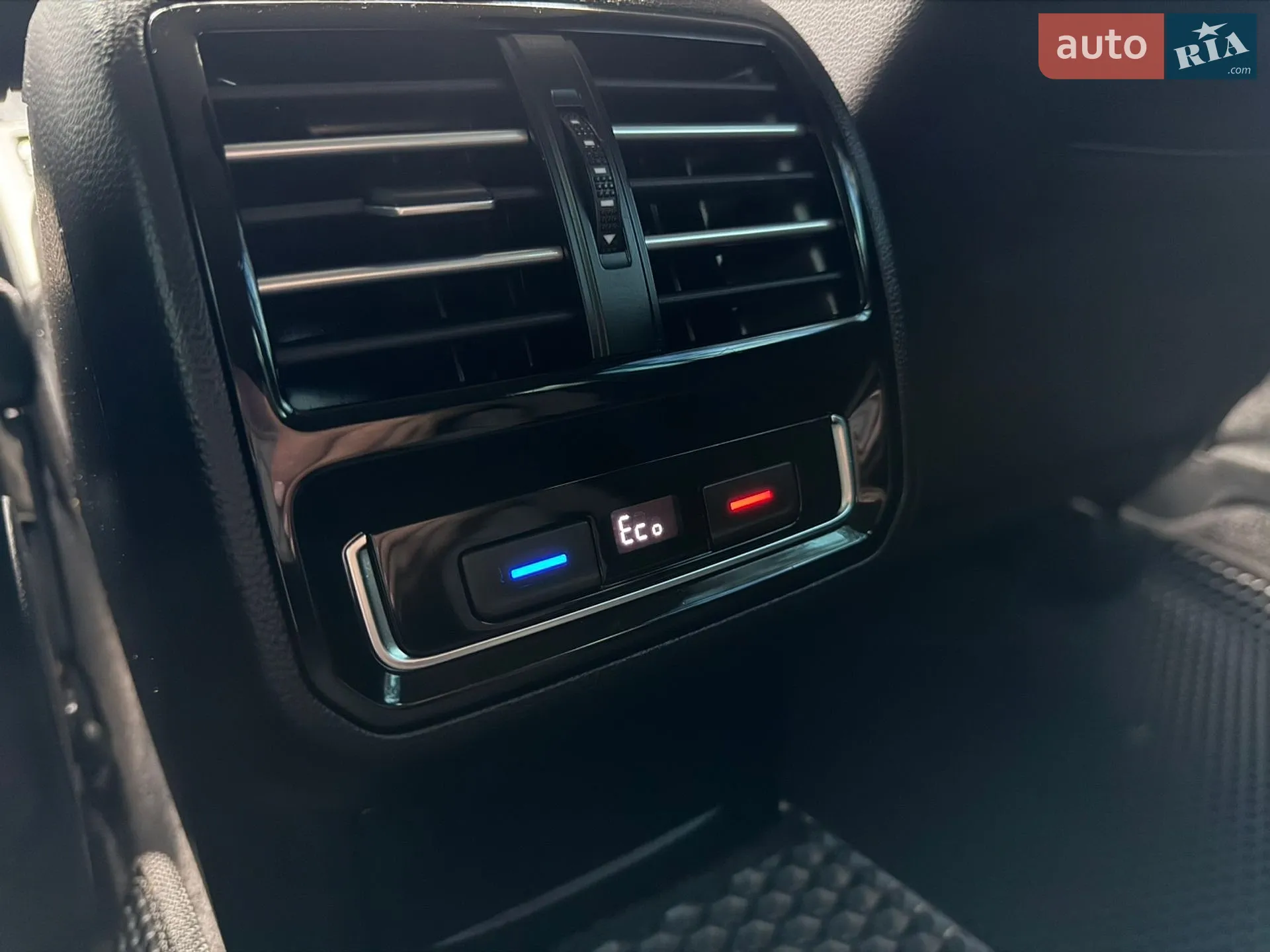 2018 Volkswagen Passat - мініатюра 21