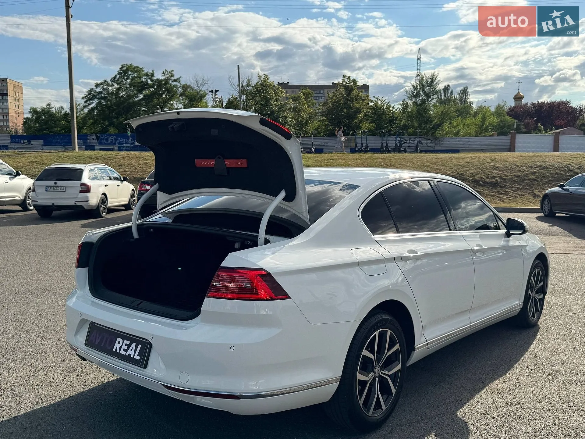 2017 Volkswagen Passat - мініатюра 8