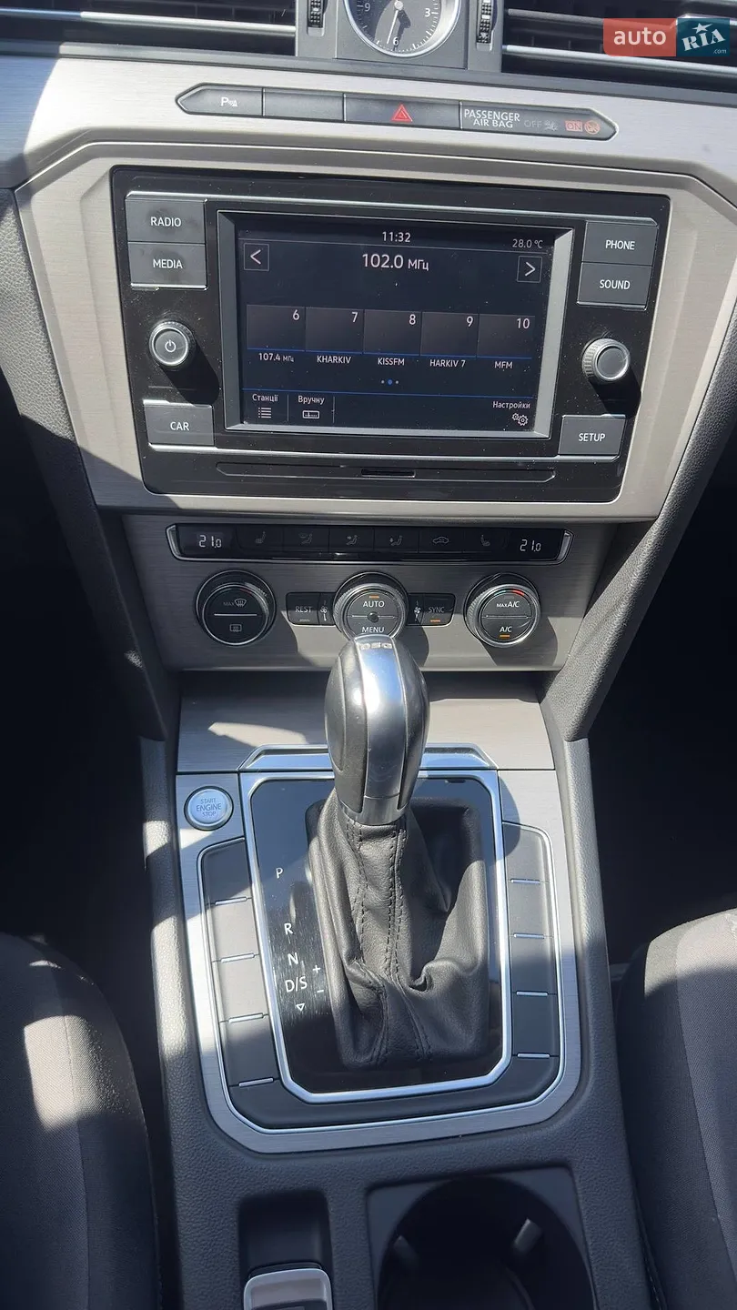 2018 Volkswagen Passat - мініатюра 19