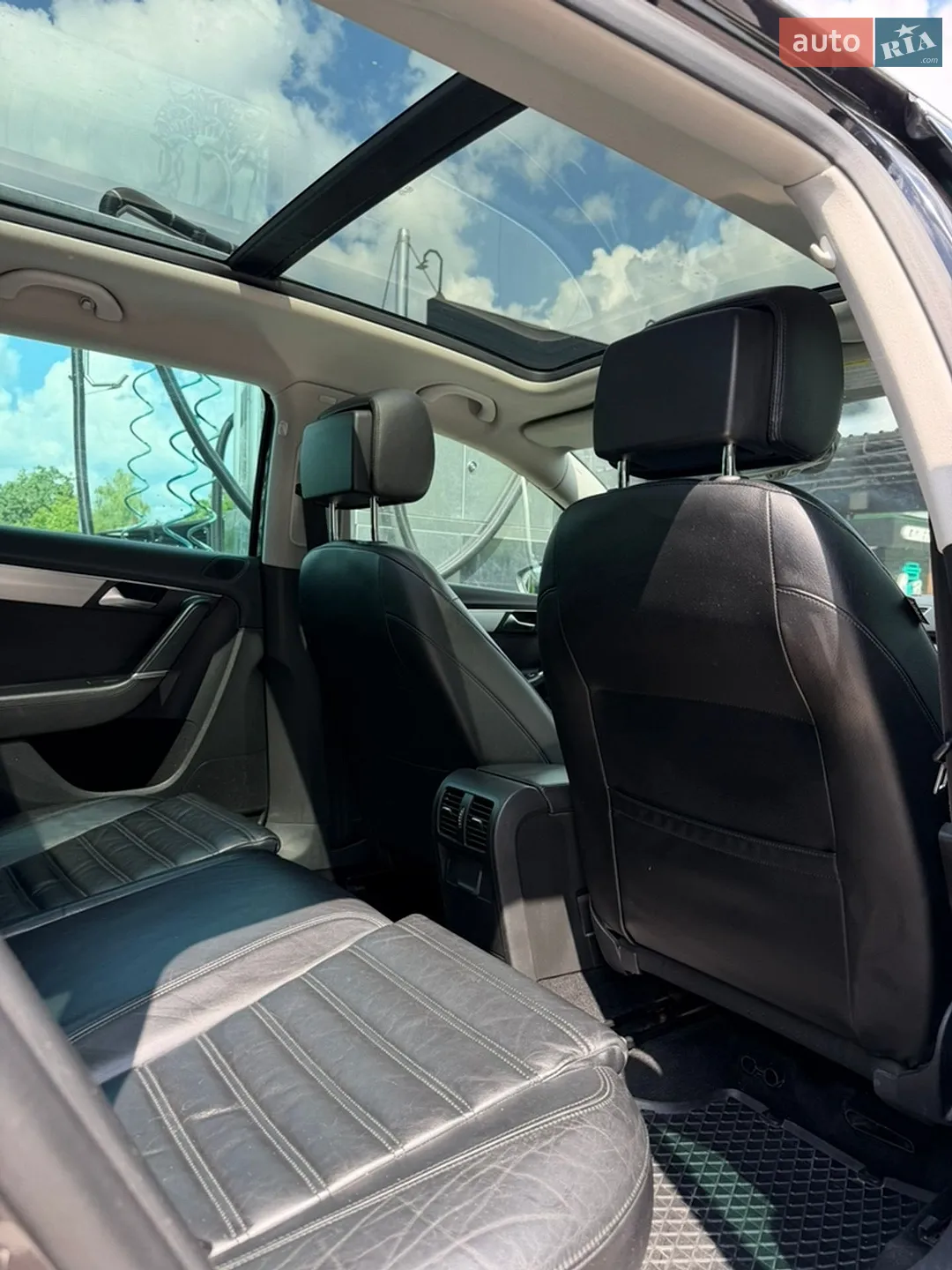 2011 Volkswagen Passat - мініатюра 17