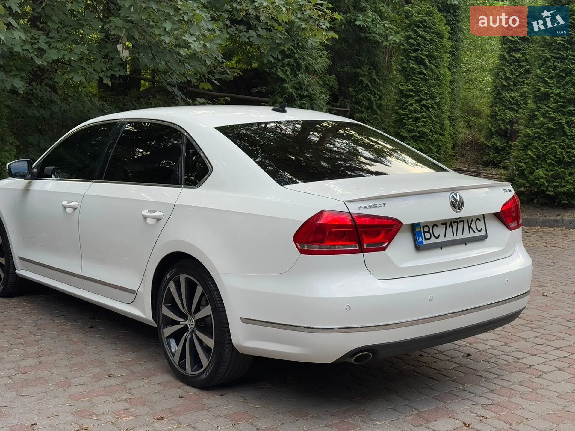 2013 Volkswagen Passat - мініатюра 16