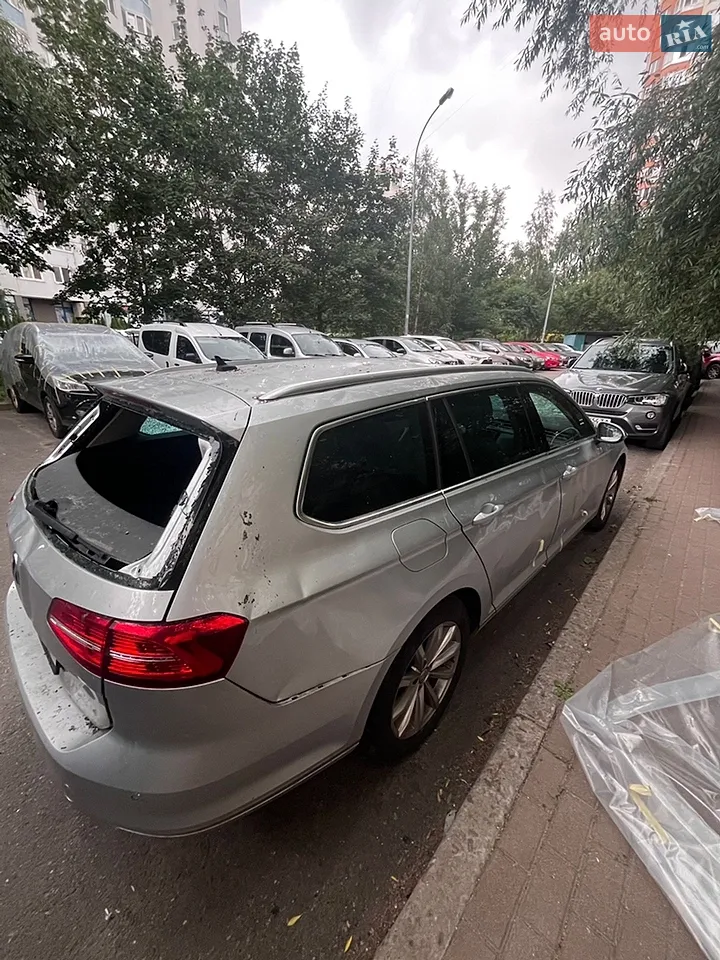 2017 Volkswagen Passat - мініатюра 13