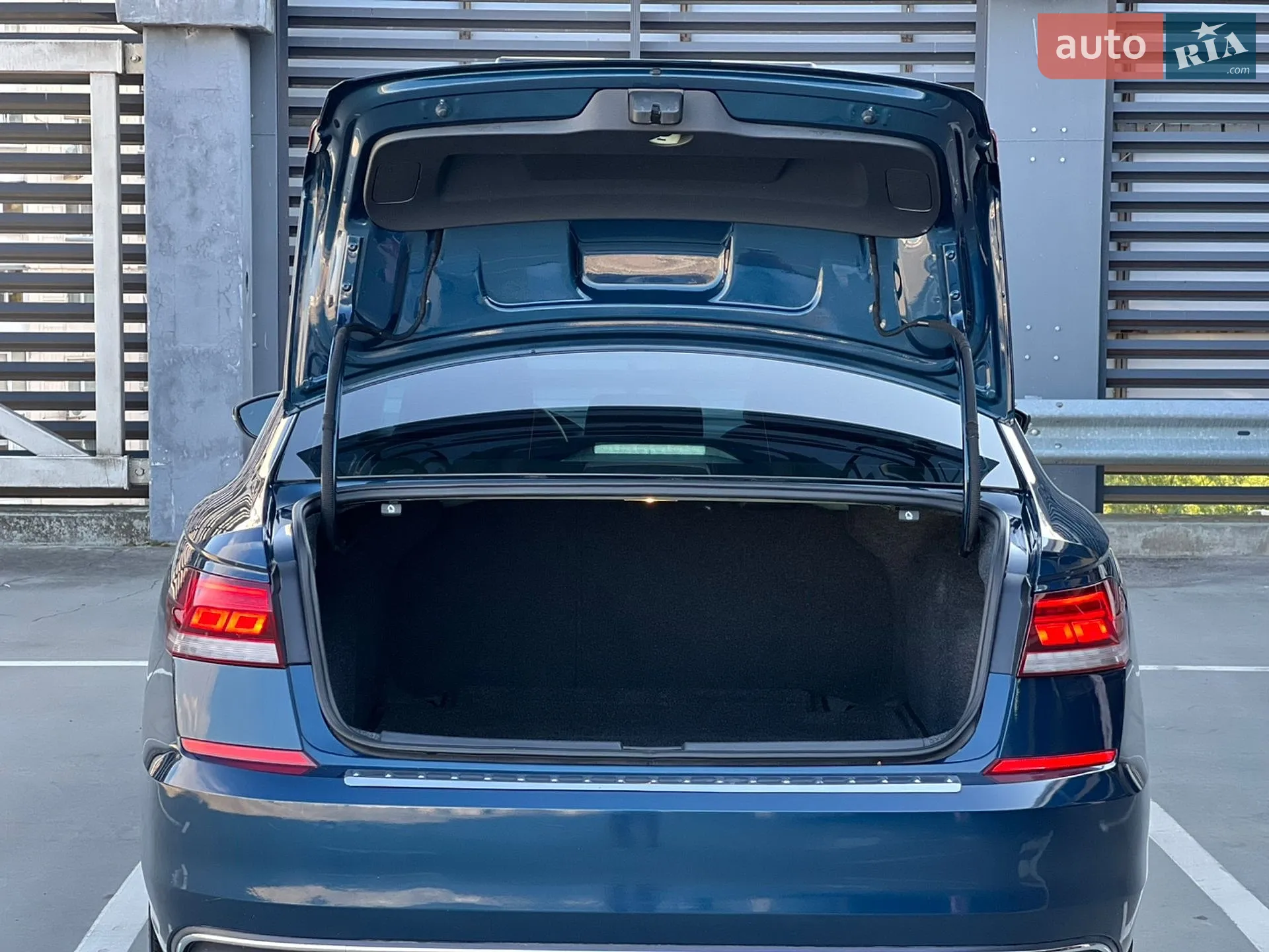 2021 Volkswagen Passat - мініатюра 17