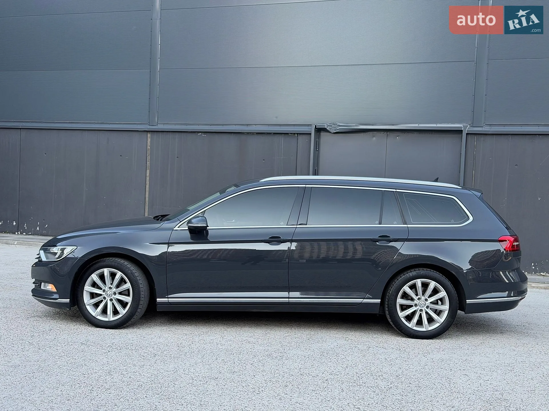 Volkswagen Passat 2016 VIN WVWZZZ3CZHE070117 фото оголошення 3 з 84