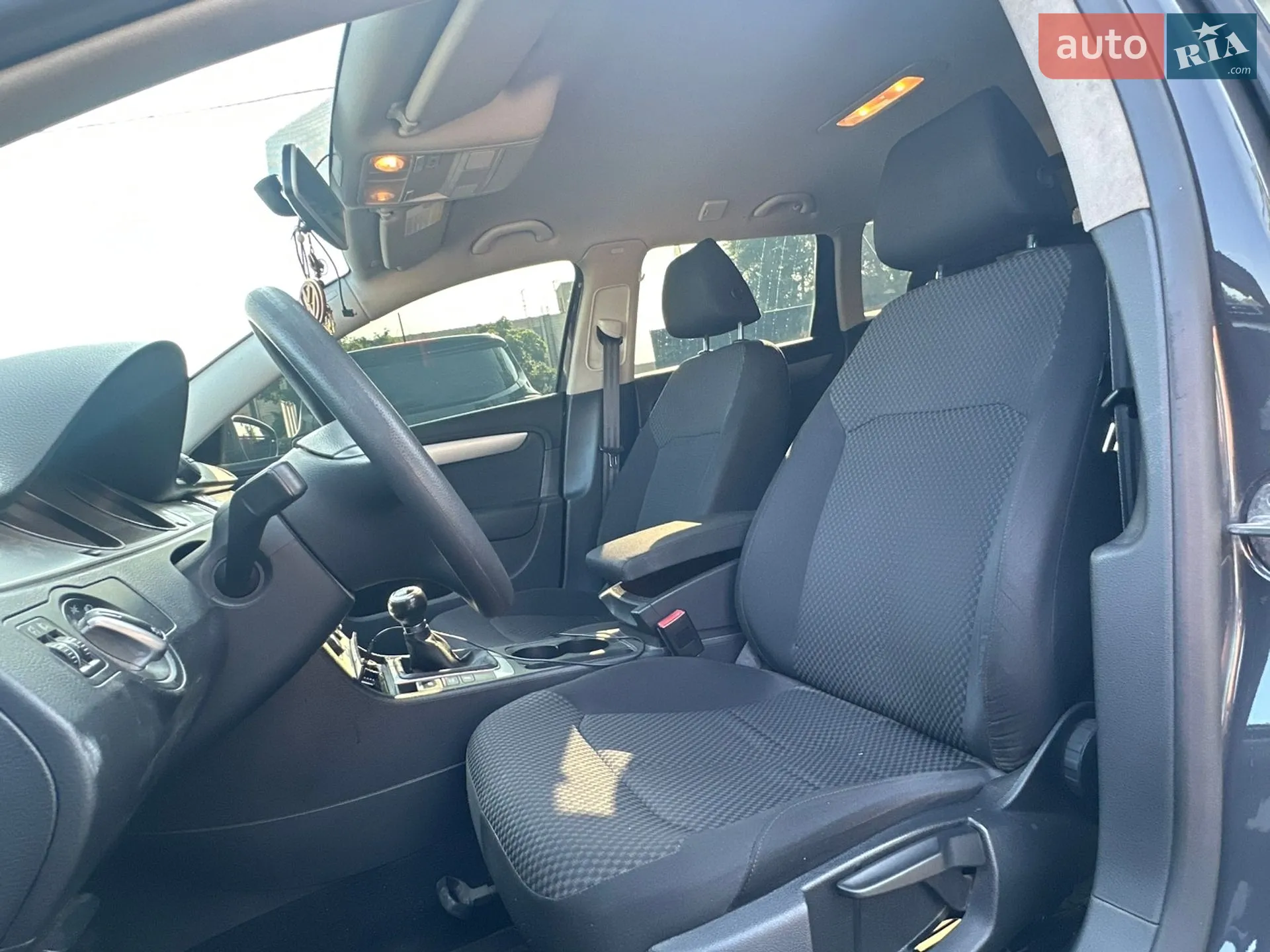 2011 Volkswagen Passat - мініатюра 15