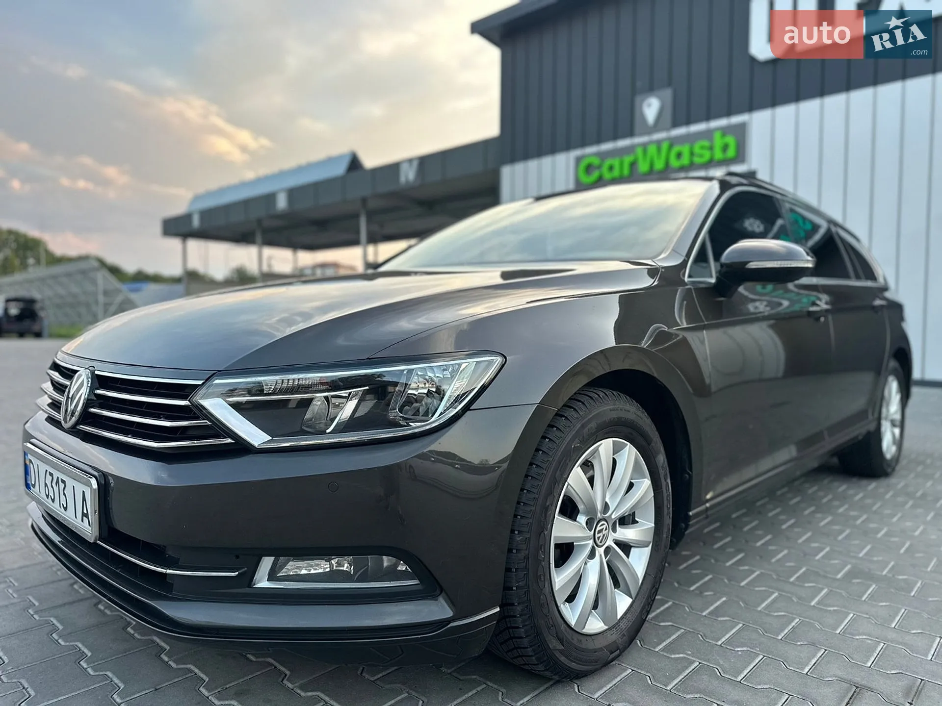 2015 Volkswagen Passat - мініатюра 2