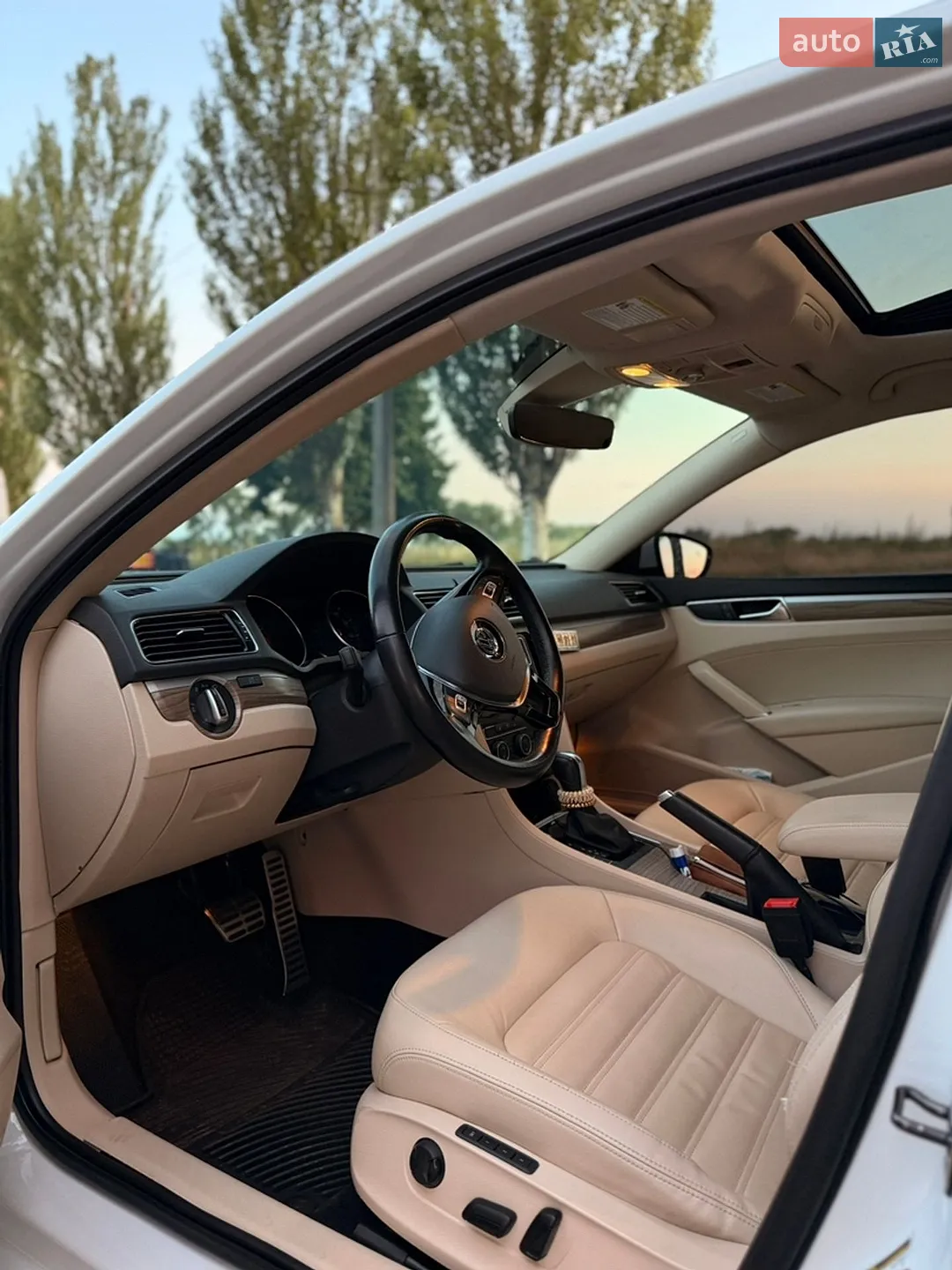 2016 Volkswagen Passat - мініатюра 30