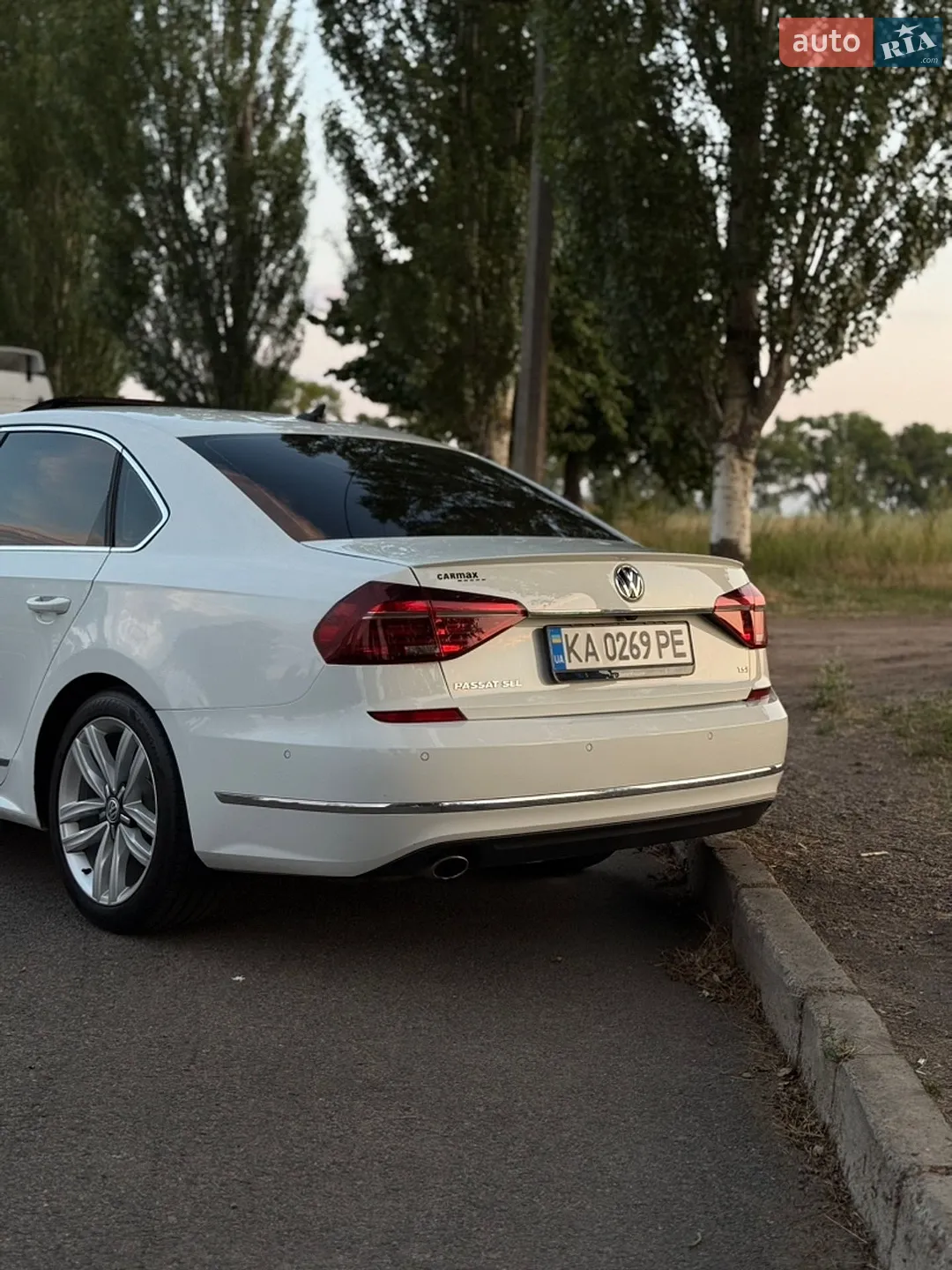 2016 Volkswagen Passat - мініатюра 13