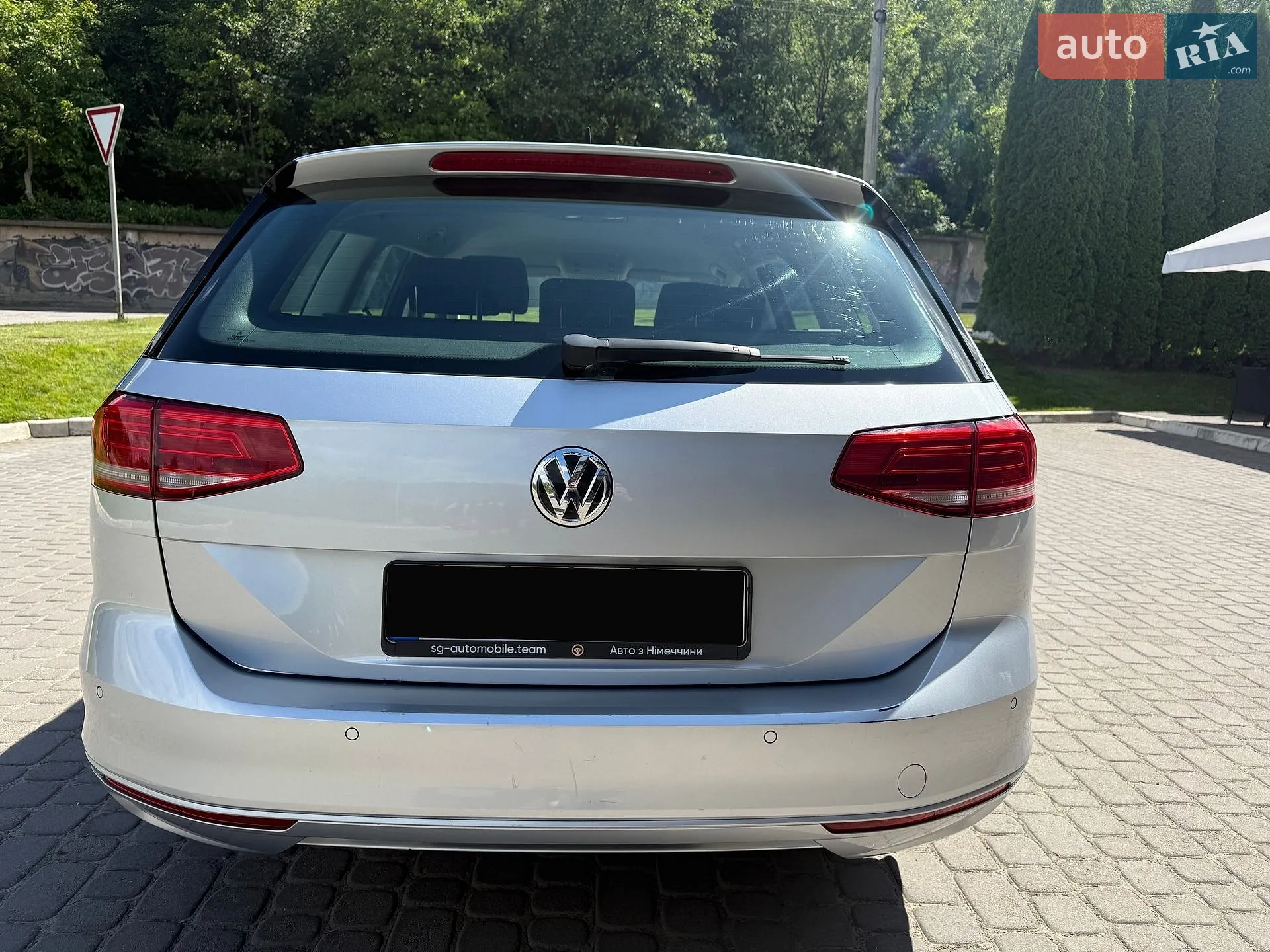 2018 Volkswagen Touareg - мініатюра 4