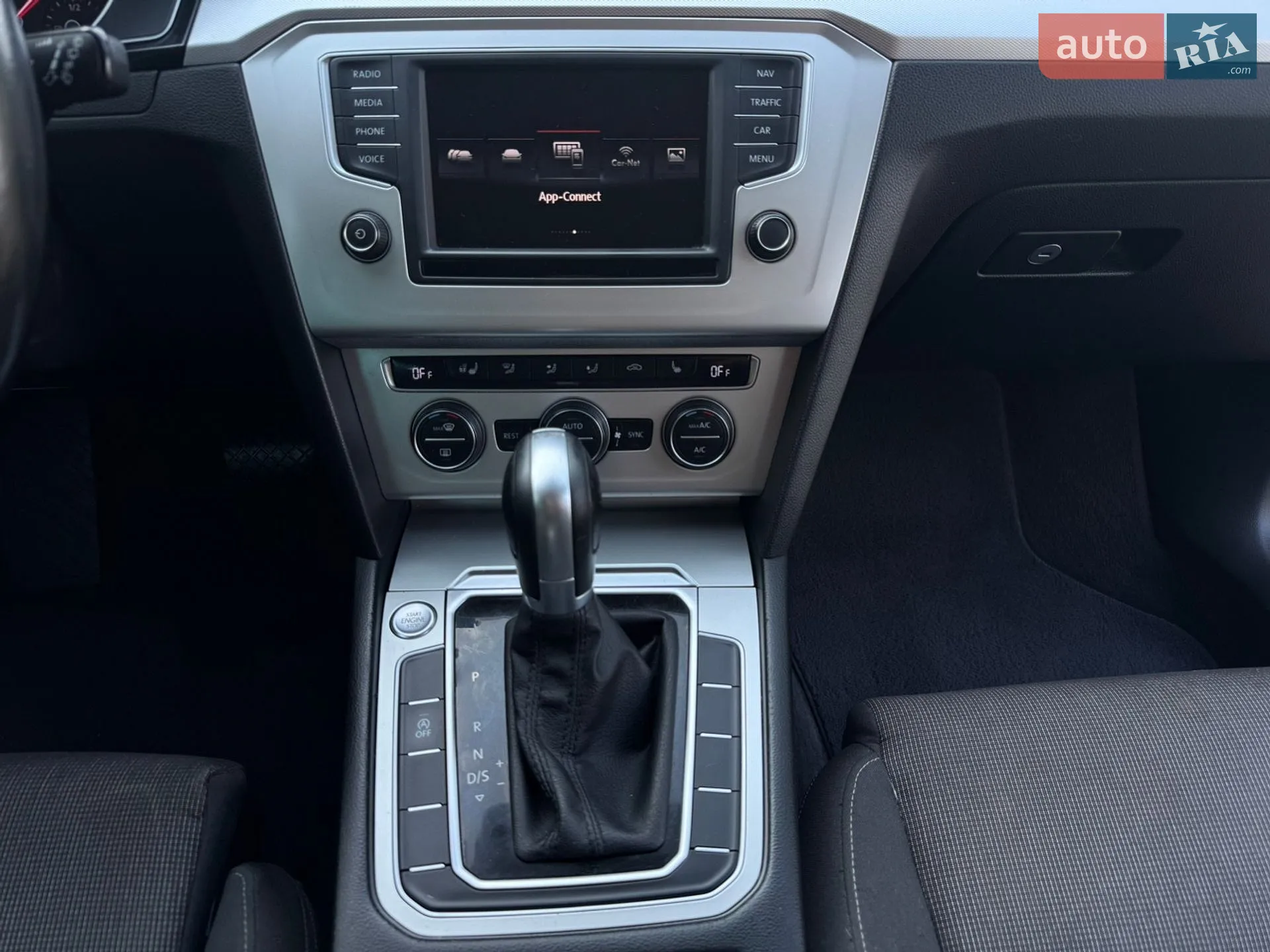 2015 Volkswagen Passat - мініатюра 11