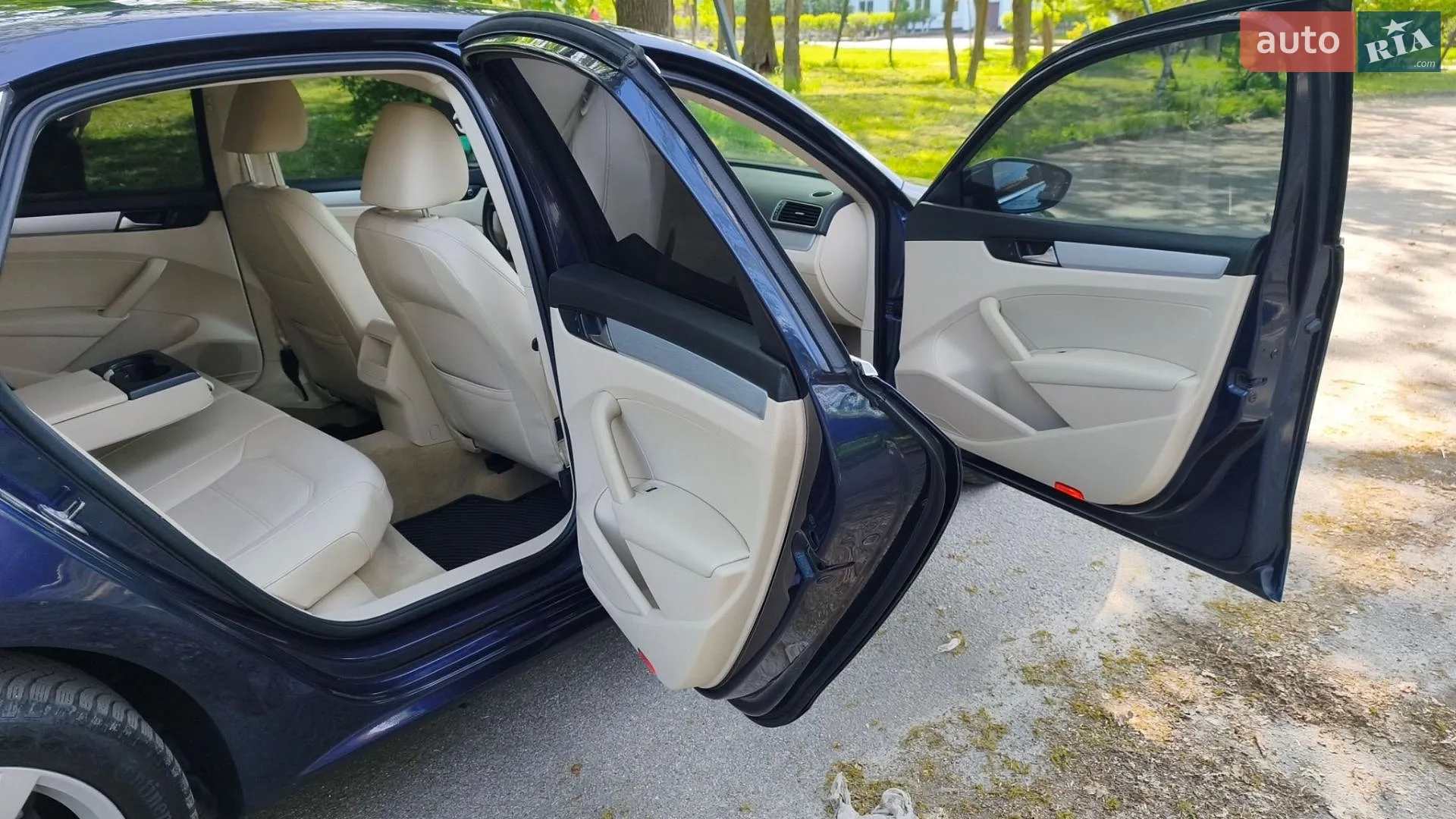 2011 Volkswagen Passat - мініатюра 21