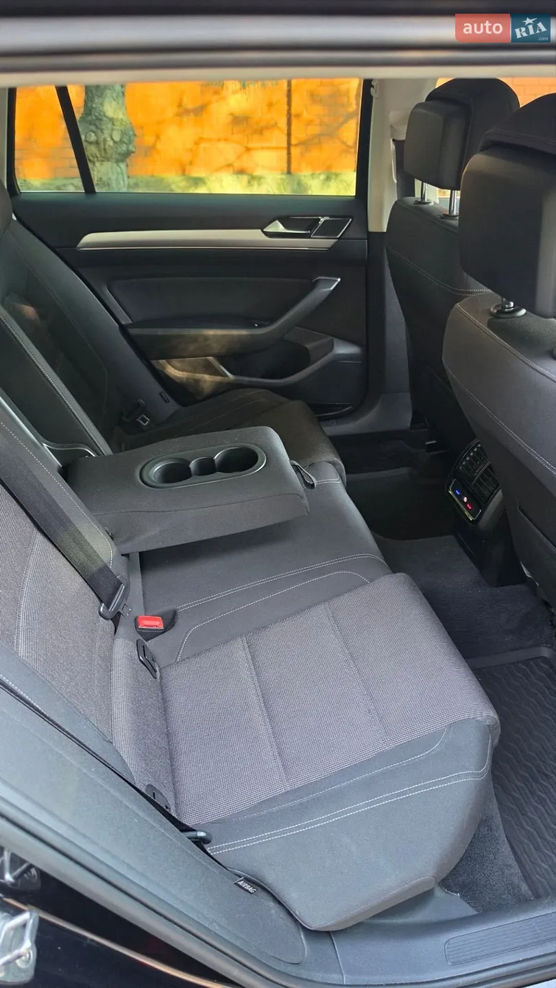 2018 Volkswagen Passat - мініатюра 19