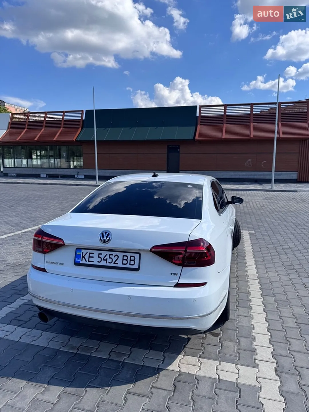 2016 Volkswagen Passat - мініатюра 5