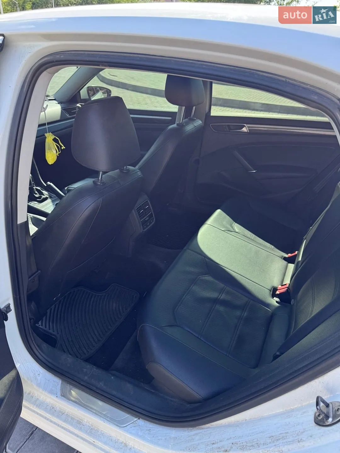 2016 Volkswagen Passat - мініатюра 11