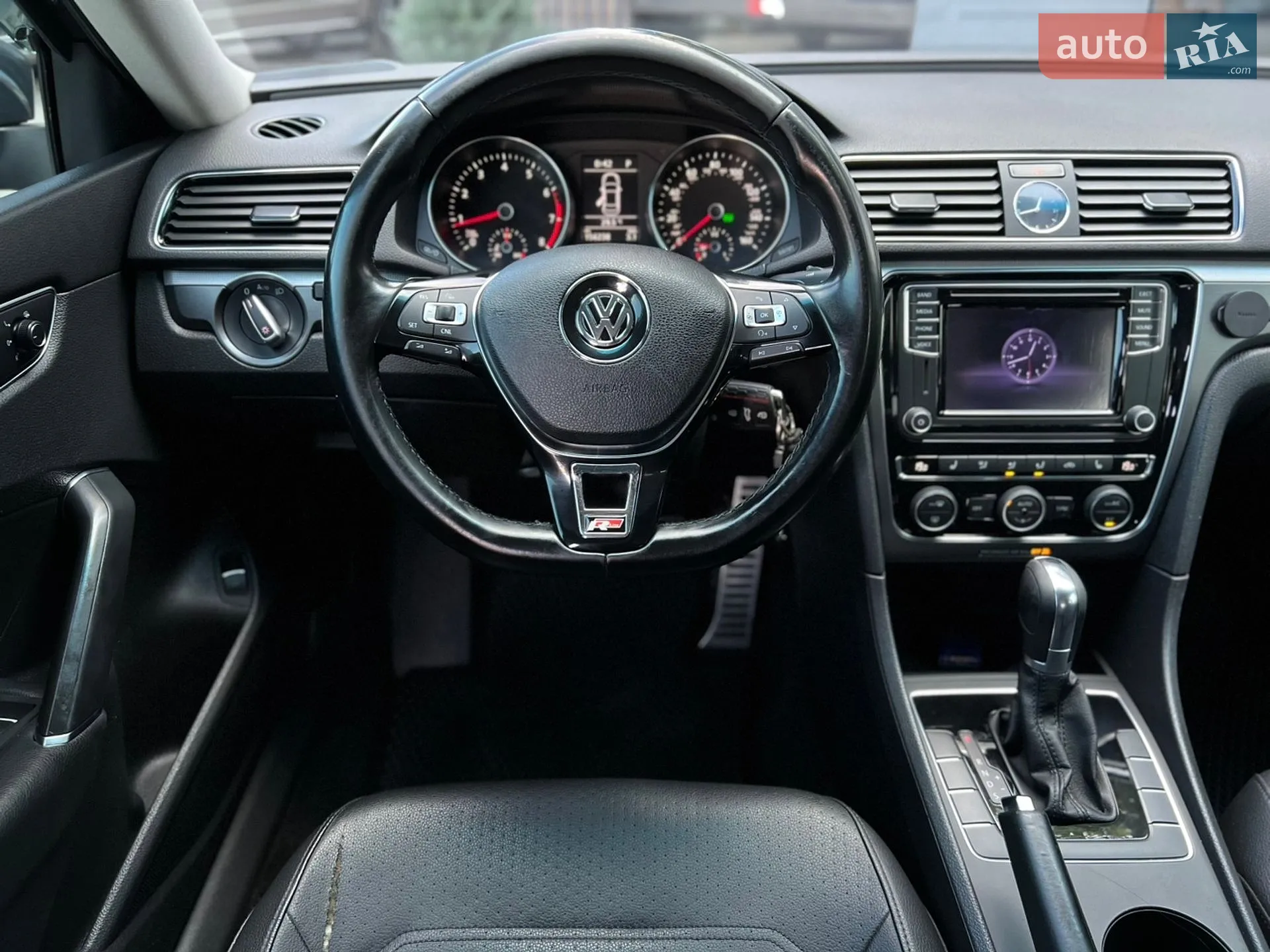 2017 Volkswagen Passat - мініатюра 10