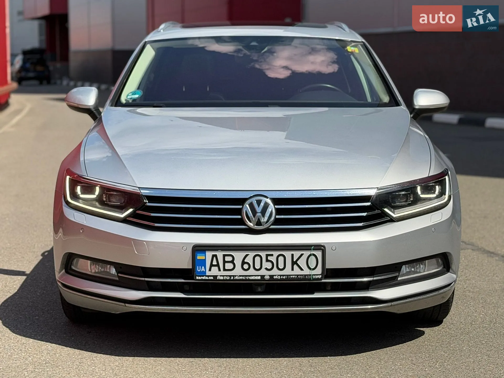 2019 Volkswagen Passat - мініатюра 2