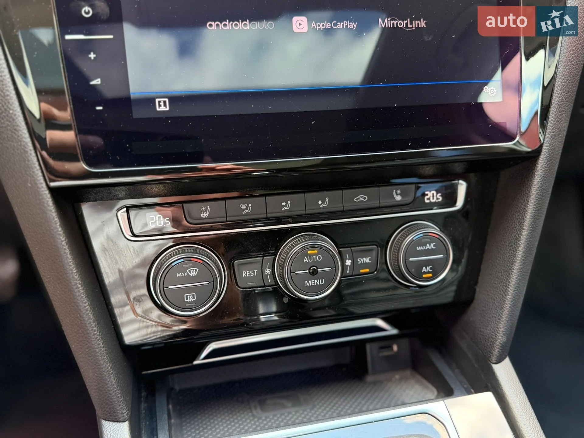 2019 Volkswagen Passat - мініатюра 17