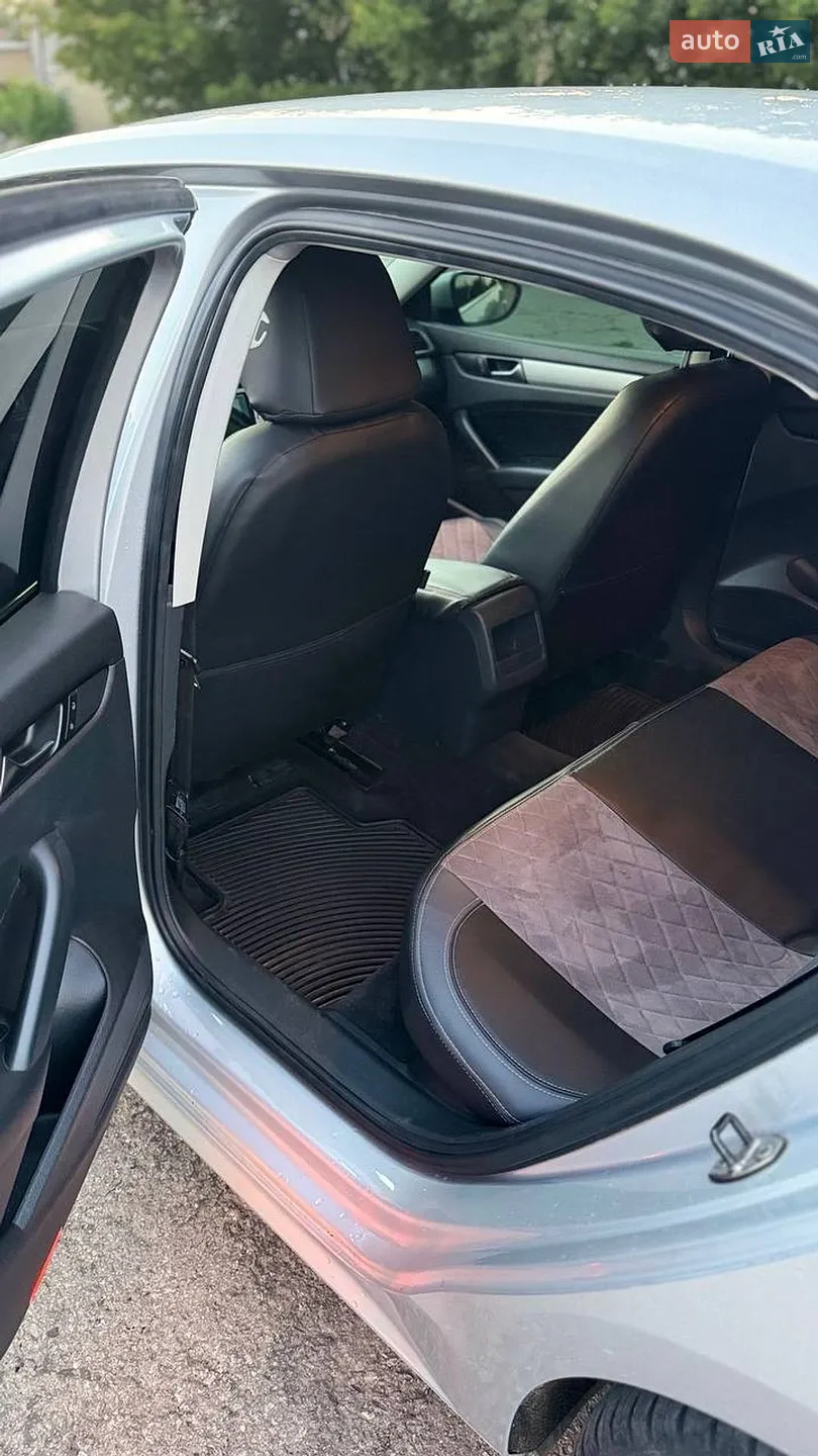 2012 Volkswagen Passat - мініатюра 20