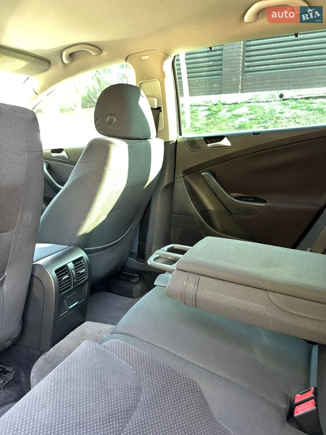2010 Volkswagen Passat - мініатюра 53