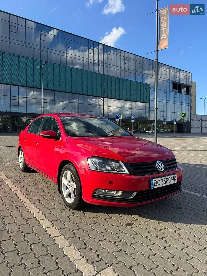 2013 Volkswagen Passat - мініатюра 16