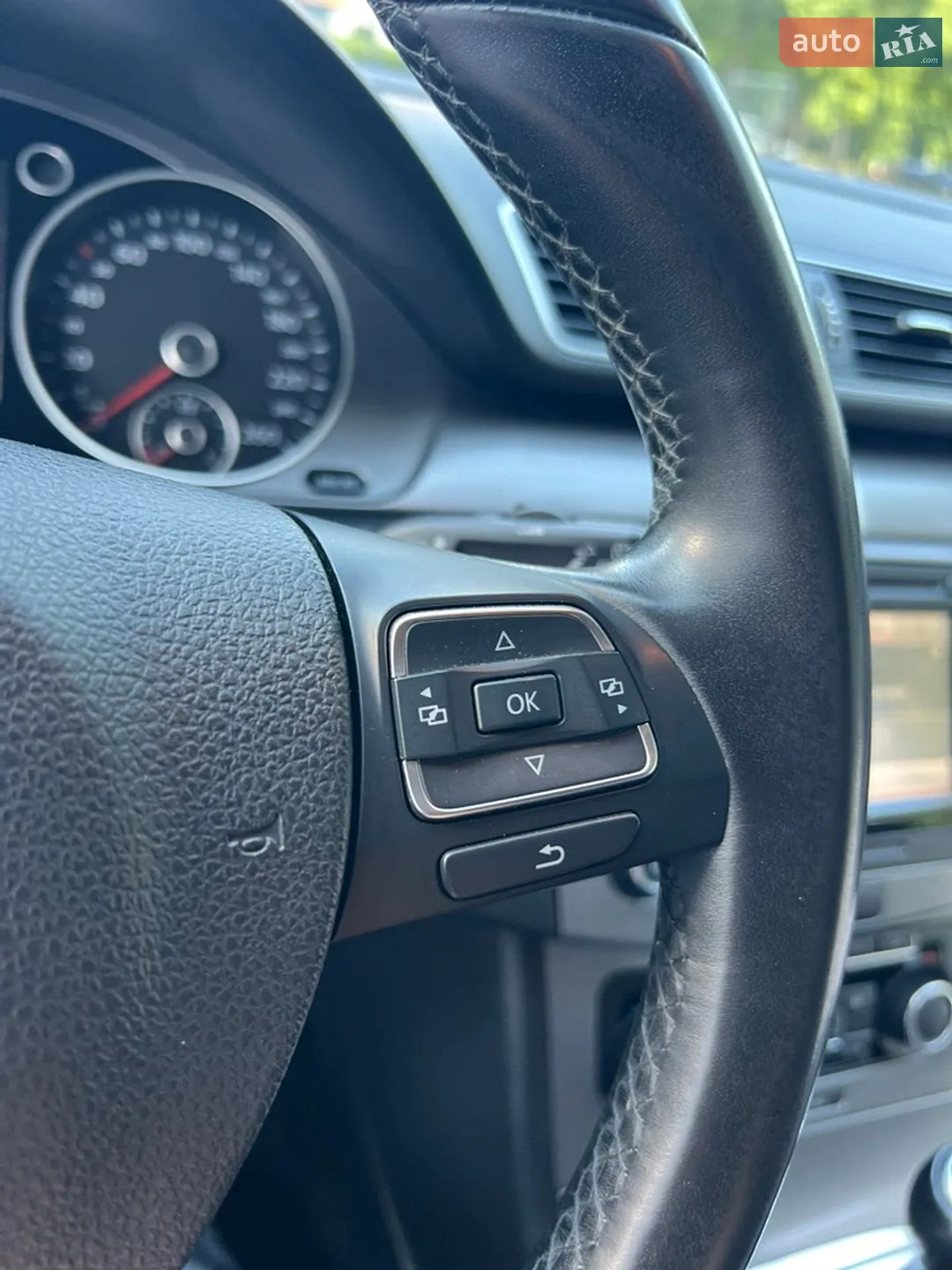 2011 Volkswagen Passat - мініатюра 22