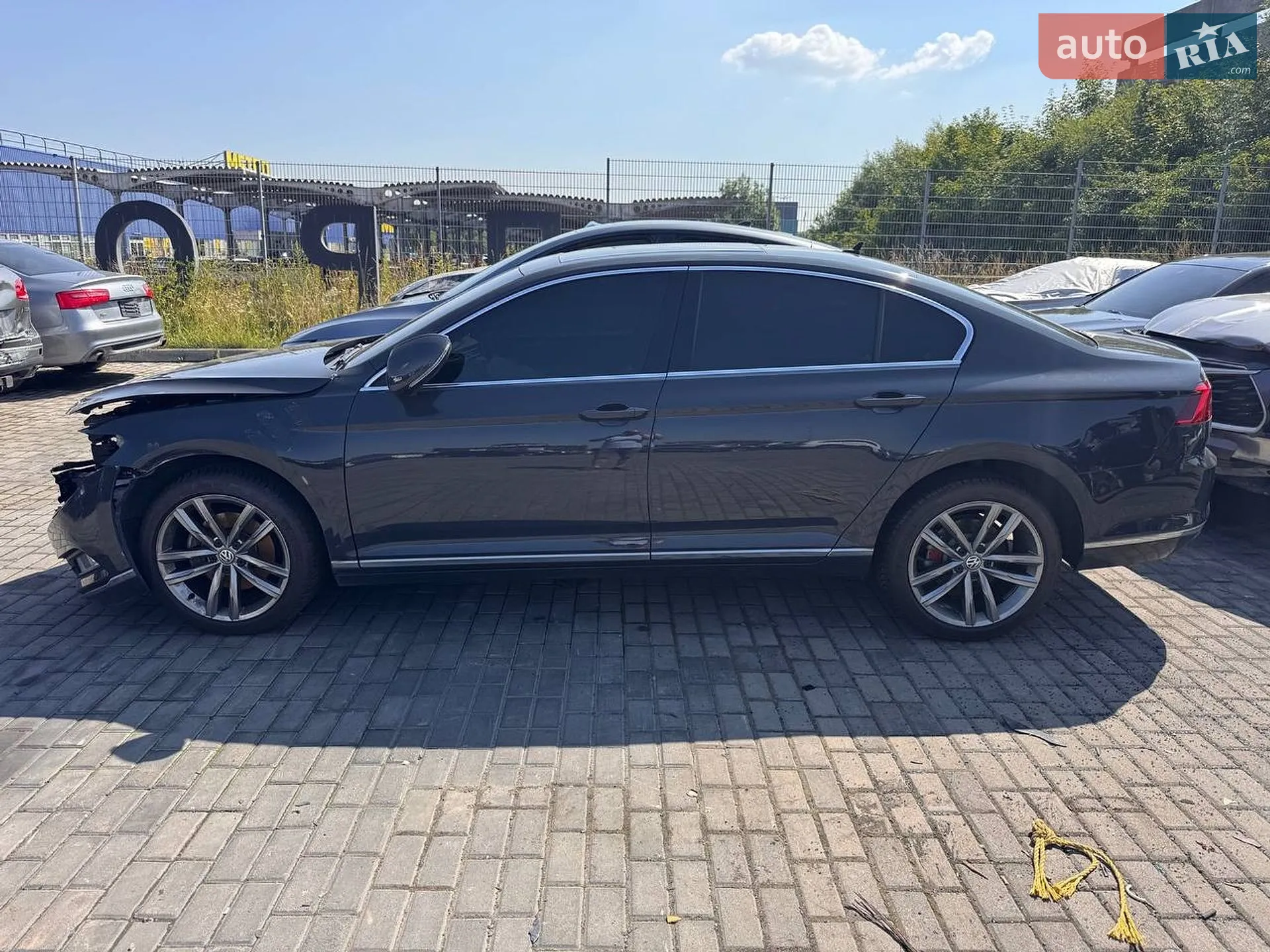 2017 Volkswagen Passat - мініатюра 2