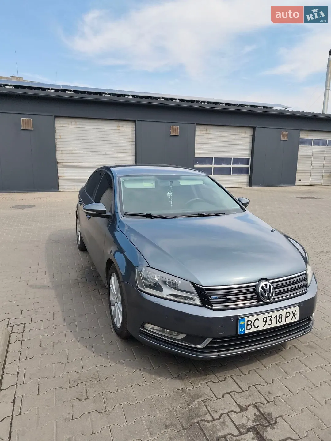 2011 Volkswagen Passat - мініатюра 2